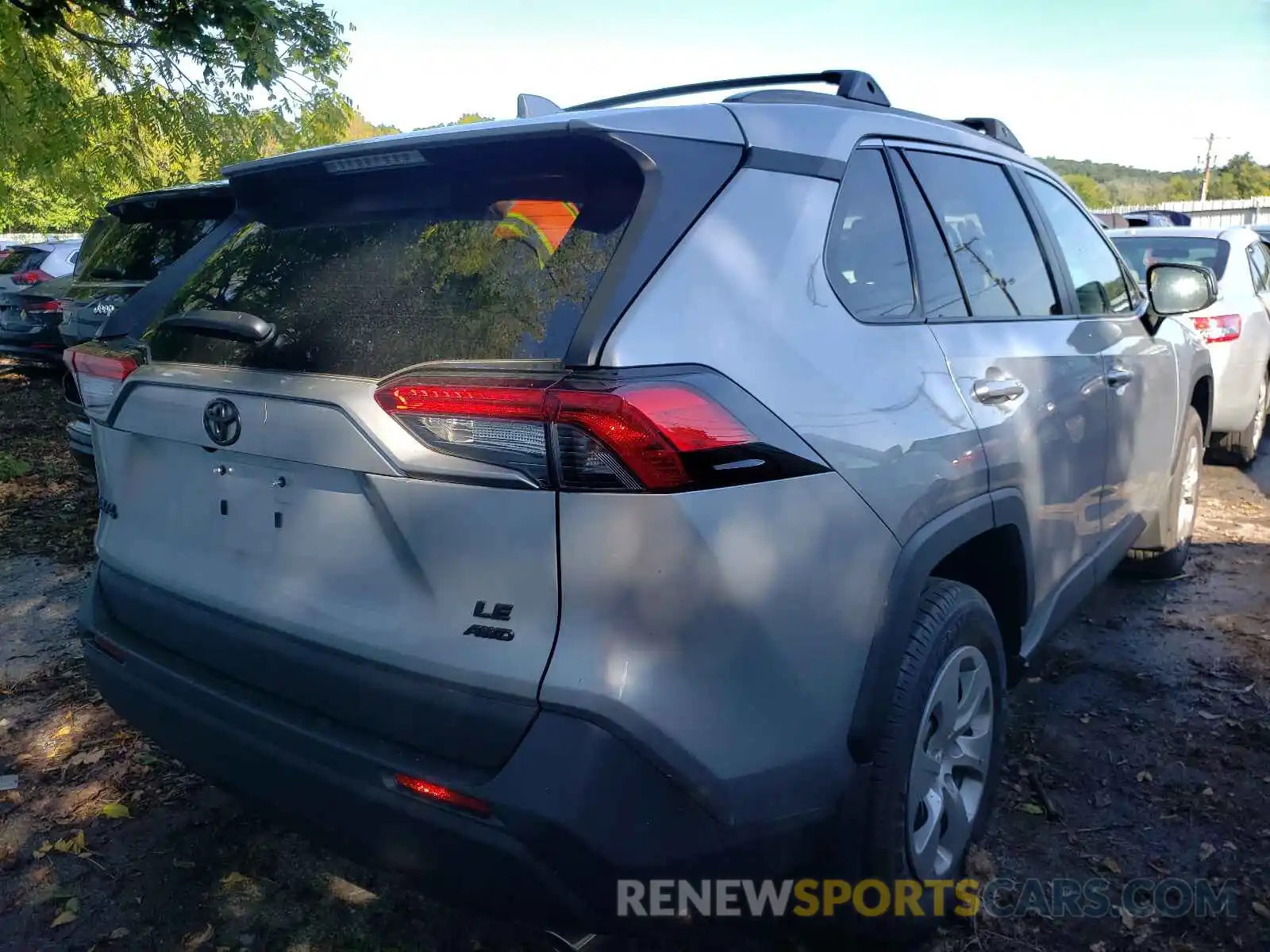 4 Photograph of a damaged car 2T3F1RFV9MC203499 TOYOTA RAV4 2021