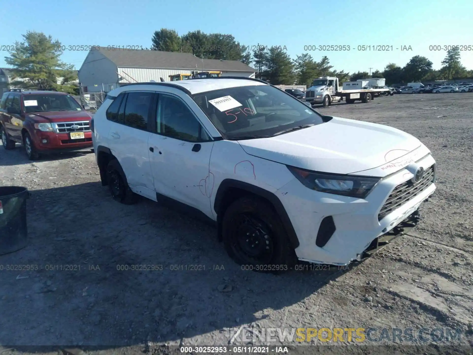 1 Photograph of a damaged car 2T3F1RFV9MW158448 TOYOTA RAV4 2021