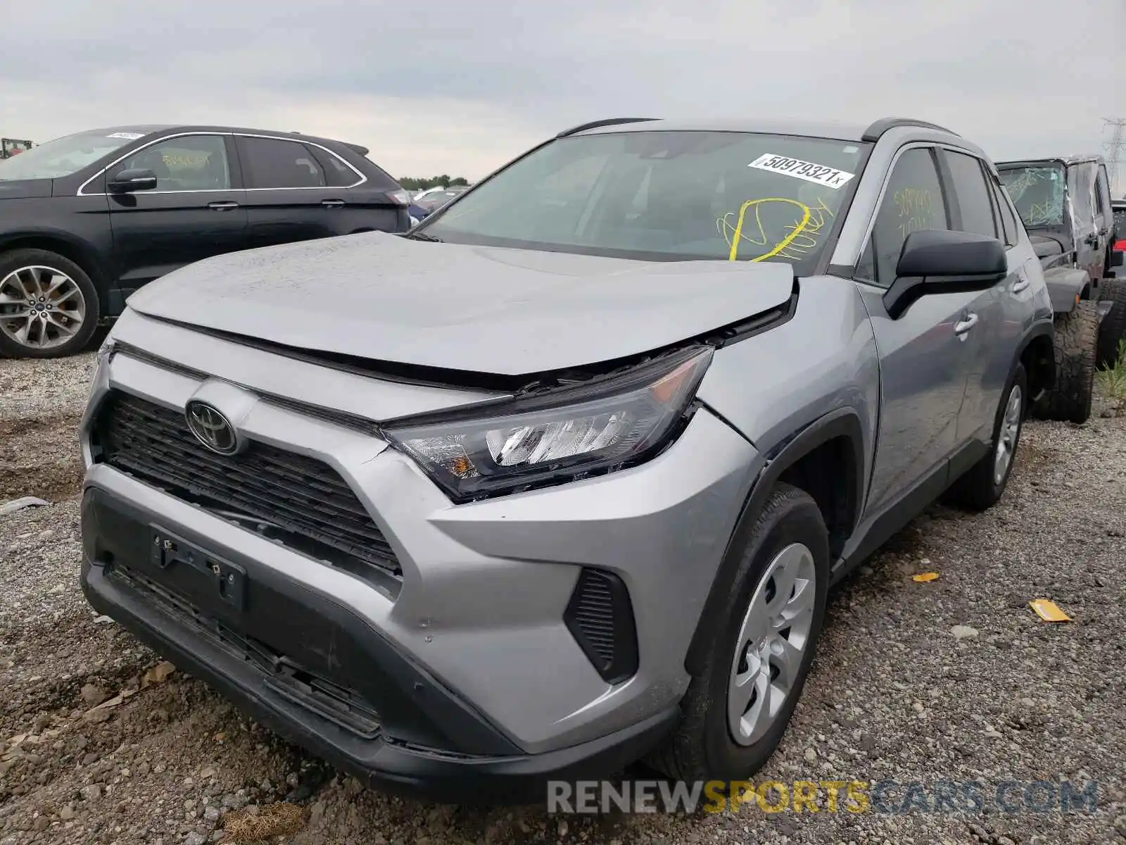 2 Photograph of a damaged car 2T3F1RFV9MW168476 TOYOTA RAV4 2021