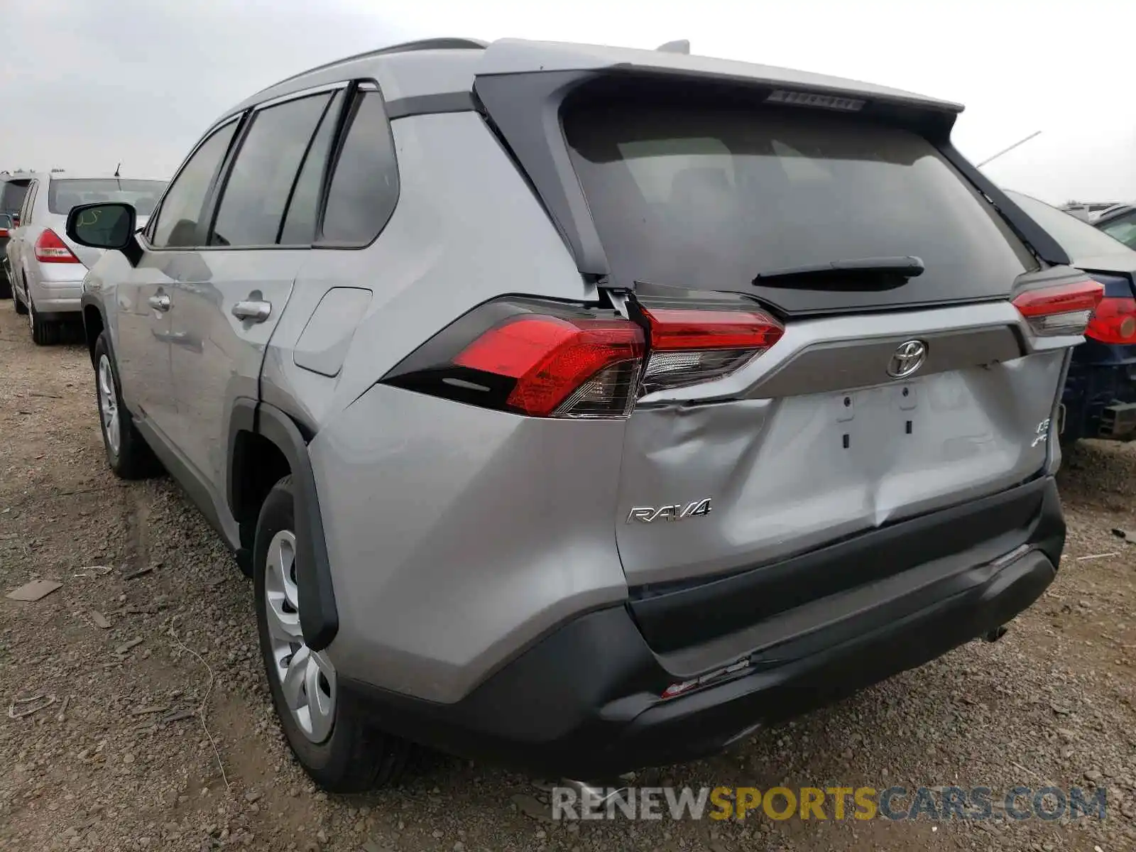 3 Photograph of a damaged car 2T3F1RFV9MW168476 TOYOTA RAV4 2021