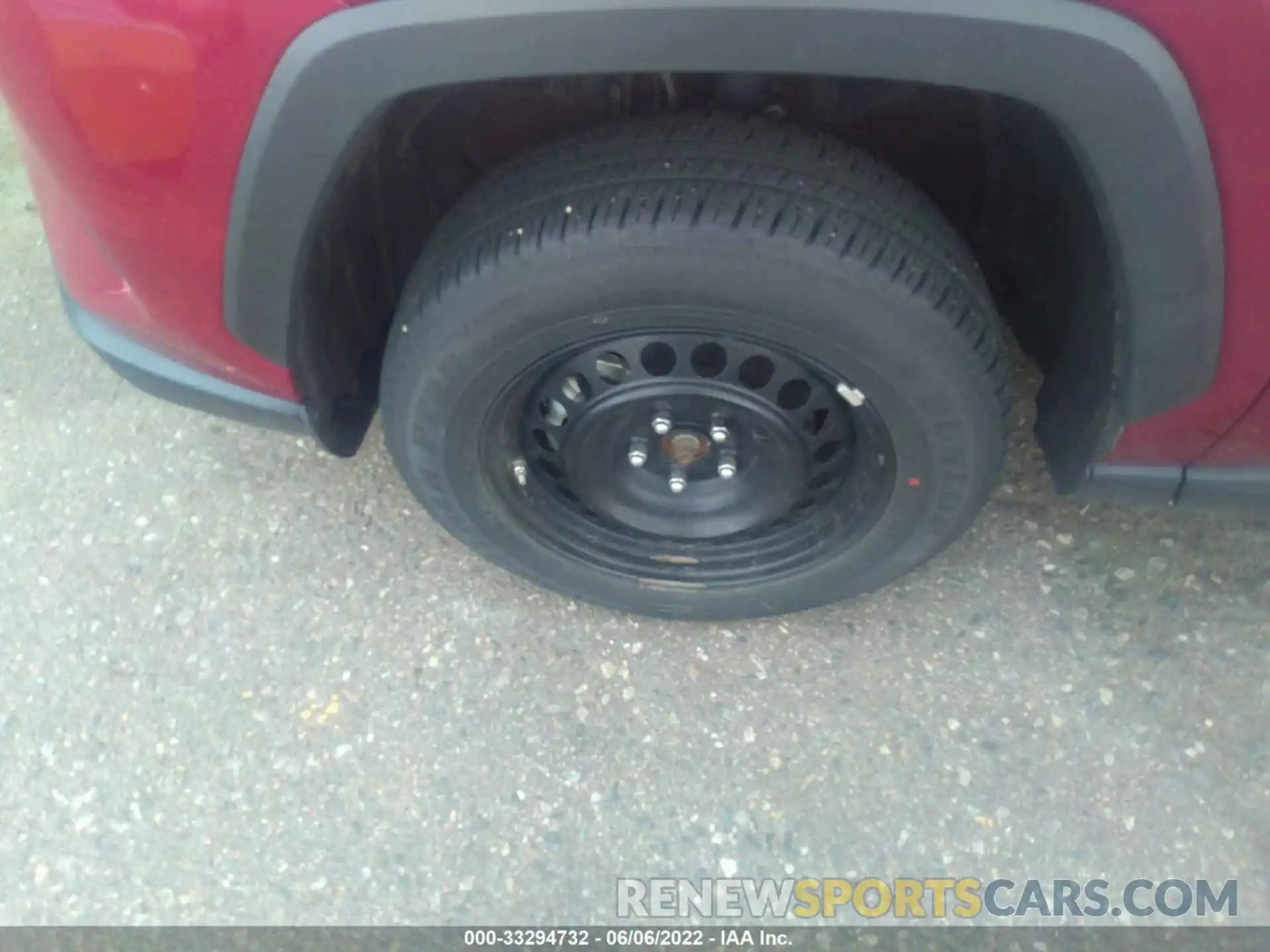 13 Photograph of a damaged car 2T3F1RFV9MW174388 TOYOTA RAV4 2021