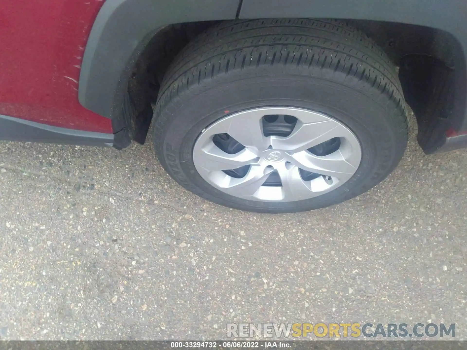 14 Photograph of a damaged car 2T3F1RFV9MW174388 TOYOTA RAV4 2021