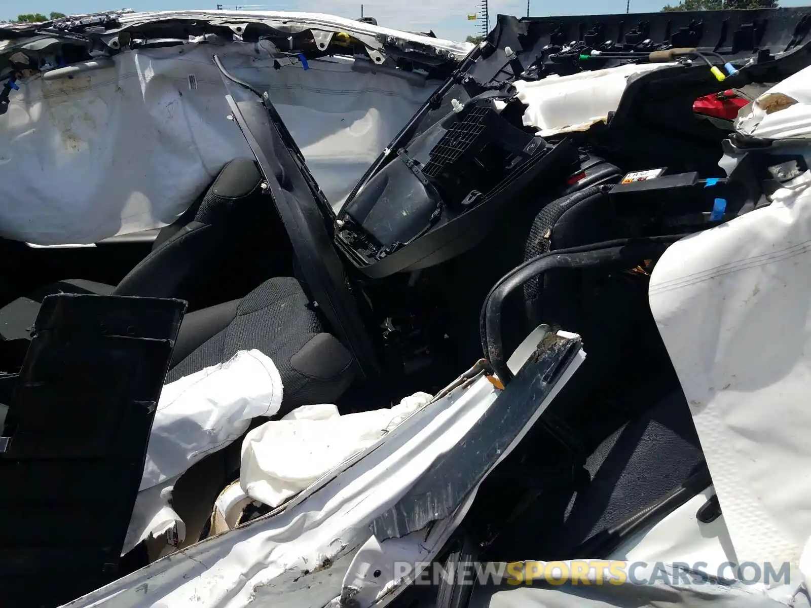 6 Photograph of a damaged car 2T3F1RFV9MW179073 TOYOTA RAV4 2021