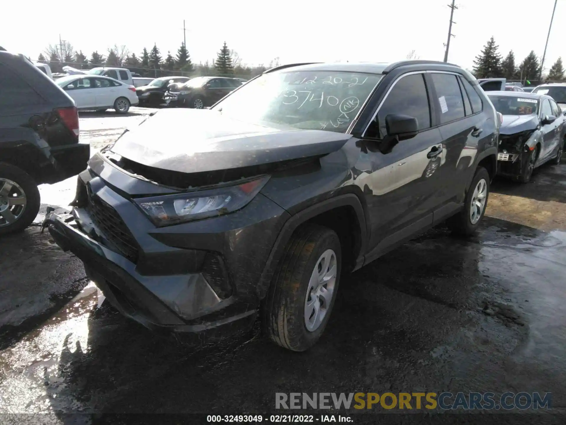 2 Photograph of a damaged car 2T3F1RFV9MW183740 TOYOTA RAV4 2021