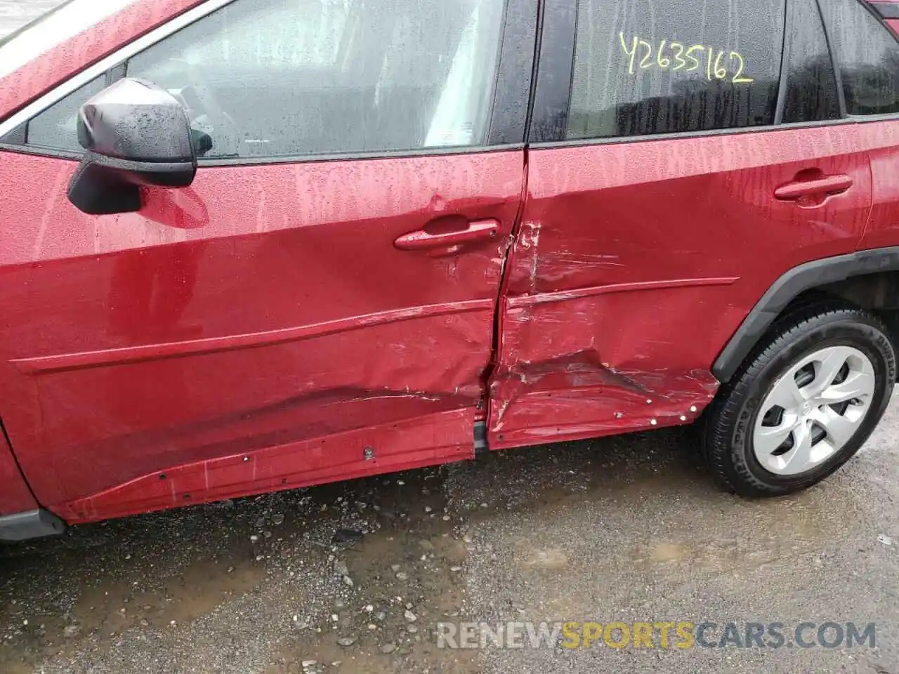 9 Photograph of a damaged car 2T3F1RFV9MW199727 TOYOTA RAV4 2021