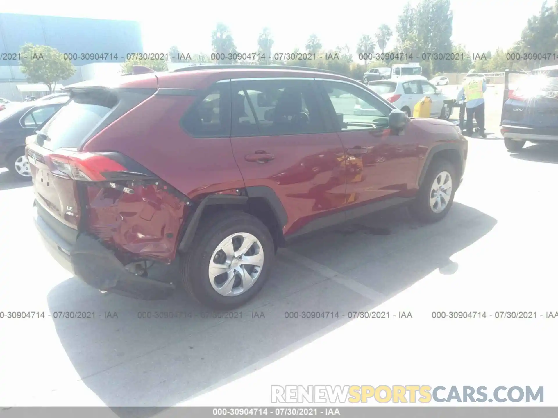 4 Photograph of a damaged car 2T3F1RFV9MW202285 TOYOTA RAV4 2021