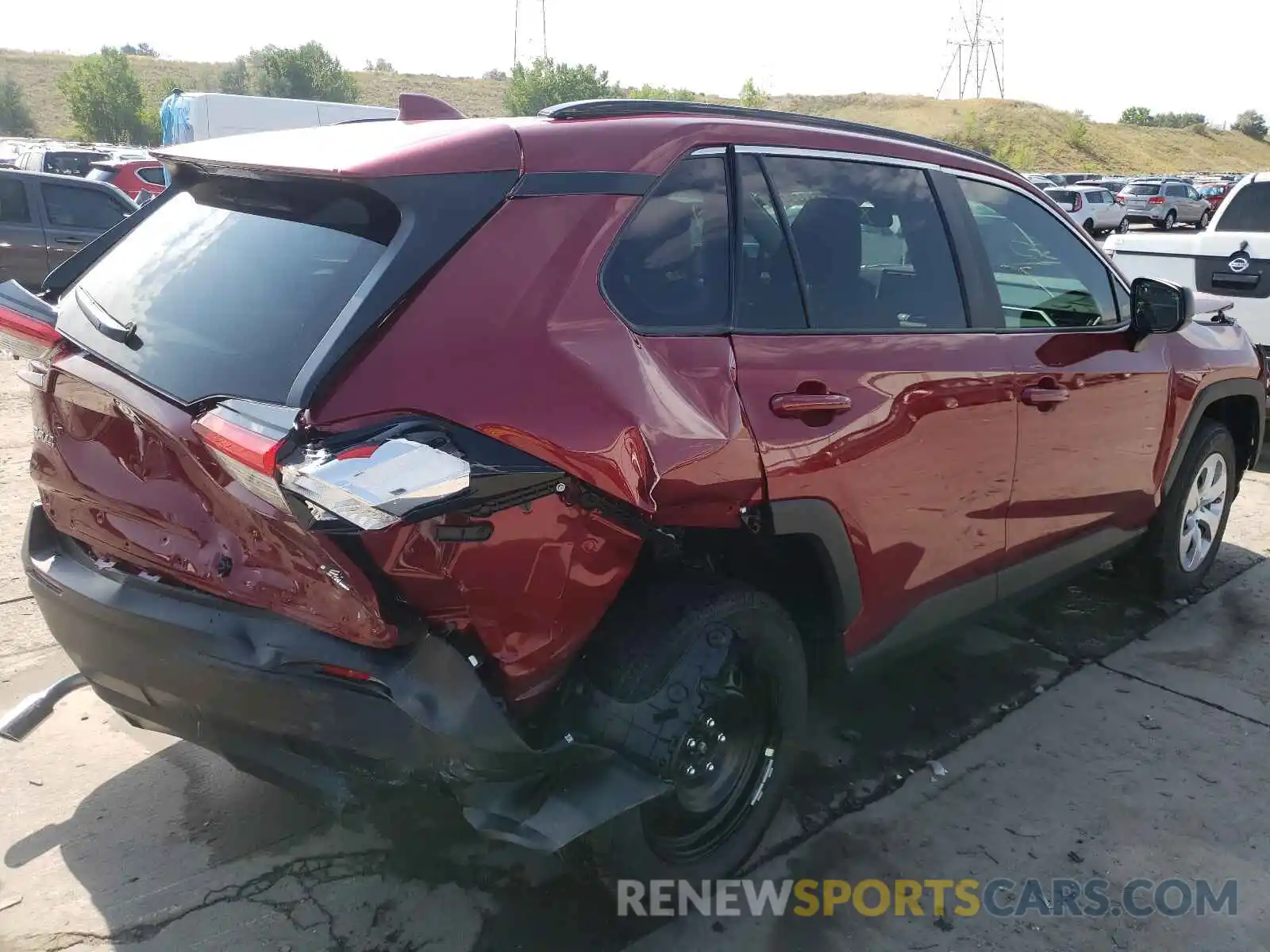 4 Photograph of a damaged car 2T3F1RFV9MW220964 TOYOTA RAV4 2021