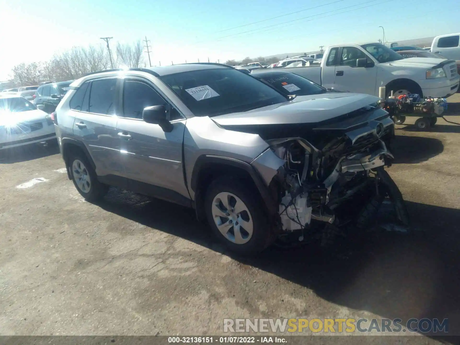 1 Photograph of a damaged car 2T3F1RFV9MW222634 TOYOTA RAV4 2021