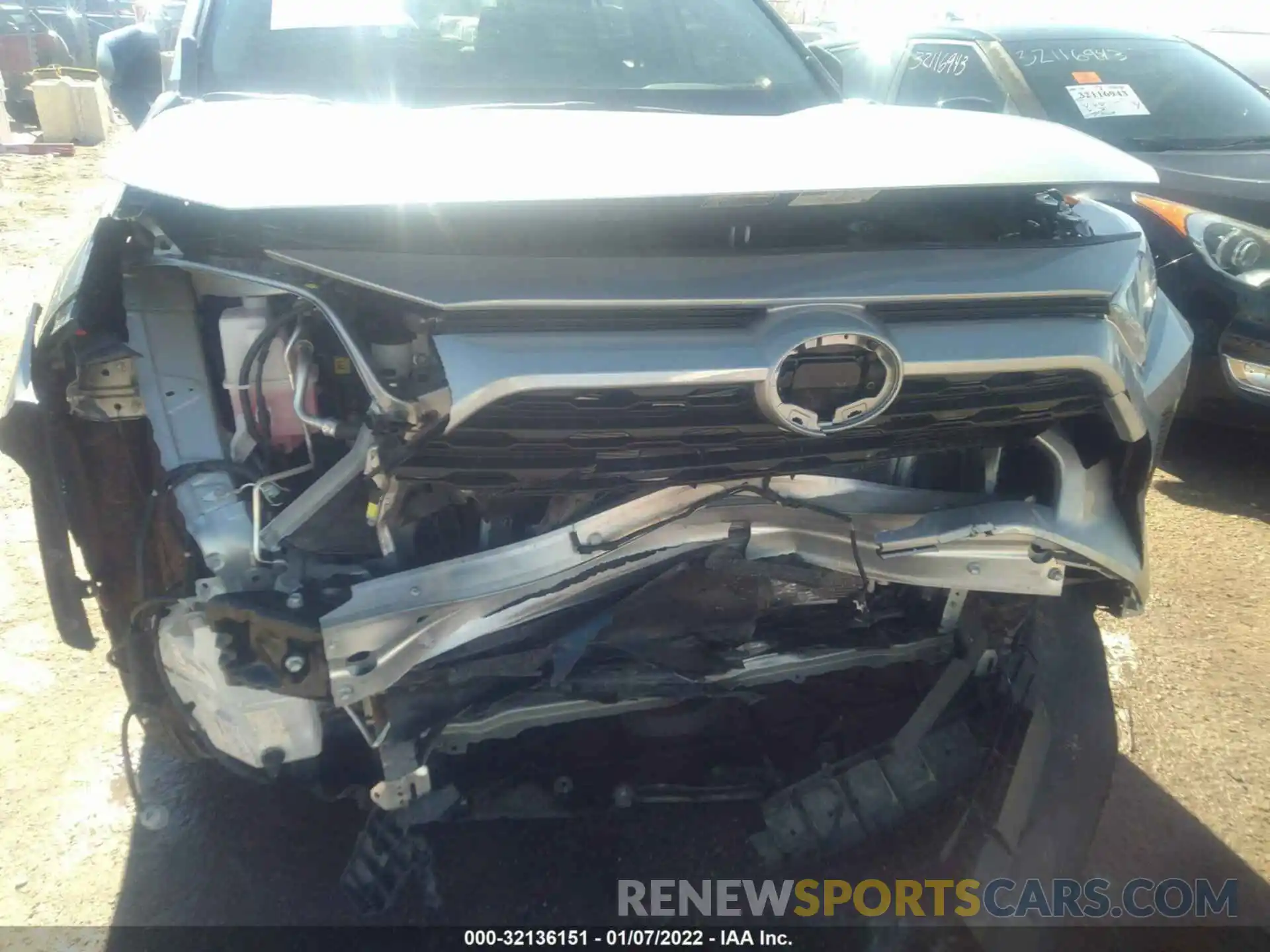 6 Photograph of a damaged car 2T3F1RFV9MW222634 TOYOTA RAV4 2021