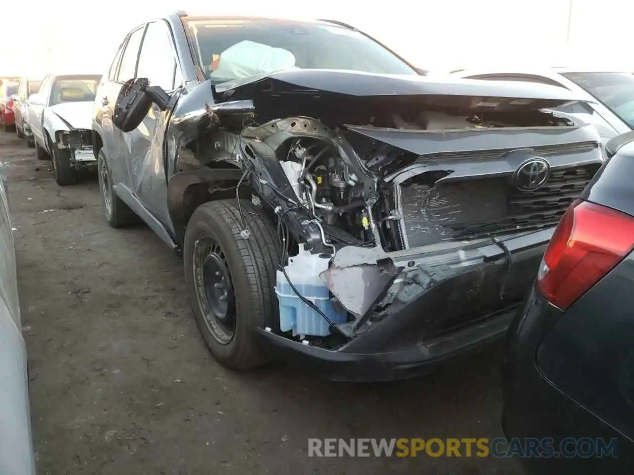 1 Photograph of a damaged car 2T3F1RFVXMC191086 TOYOTA RAV4 2021