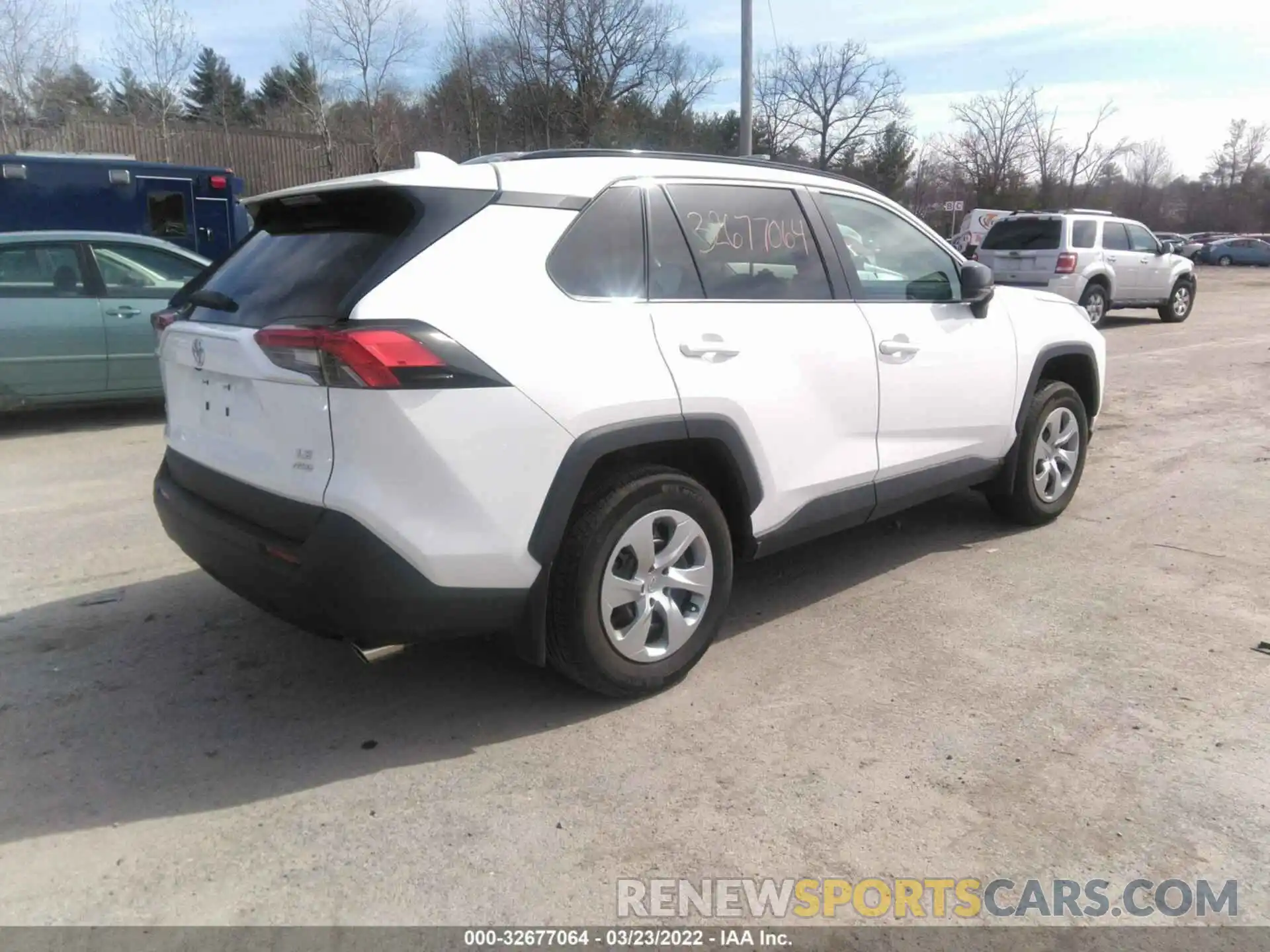 4 Photograph of a damaged car 2T3F1RFVXMC215550 TOYOTA RAV4 2021