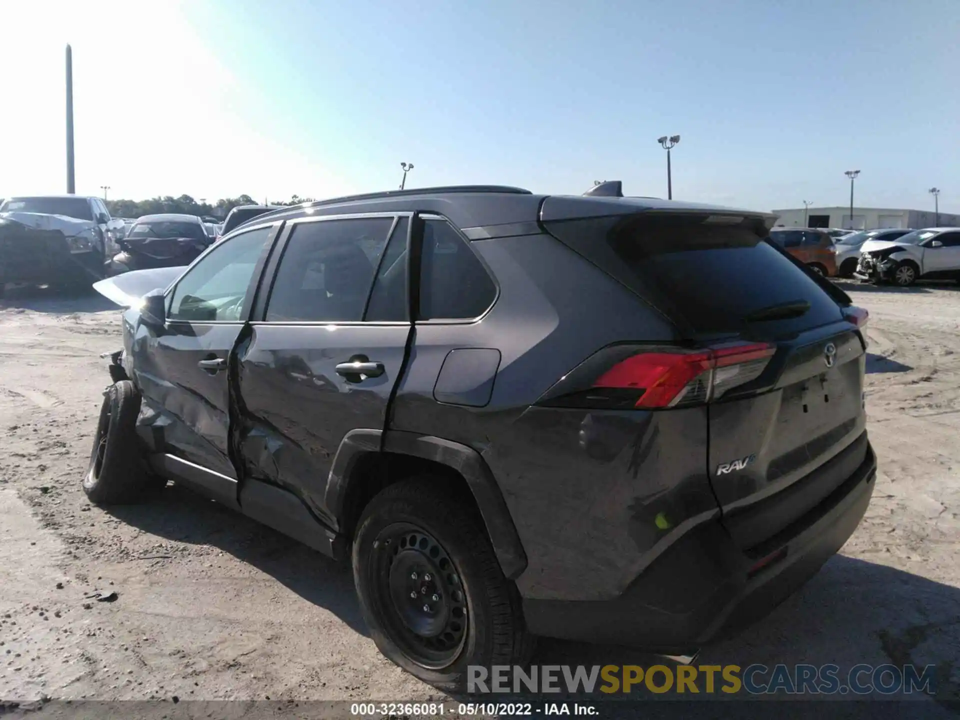 3 Фотография поврежденного автомобиля 2T3F1RFVXMW173718 TOYOTA RAV4 2021