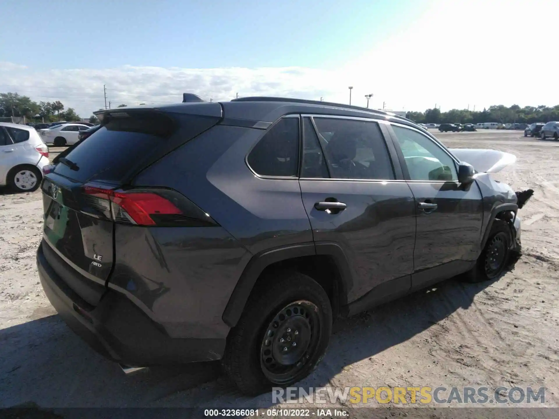 4 Photograph of a damaged car 2T3F1RFVXMW173718 TOYOTA RAV4 2021