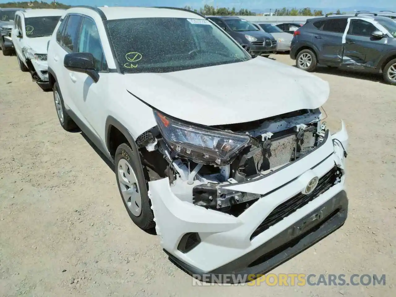 1 Photograph of a damaged car 2T3F1RFVXMW191801 TOYOTA RAV4 2021