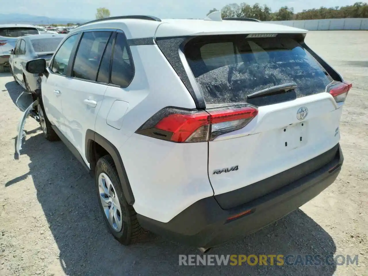 3 Photograph of a damaged car 2T3F1RFVXMW191801 TOYOTA RAV4 2021