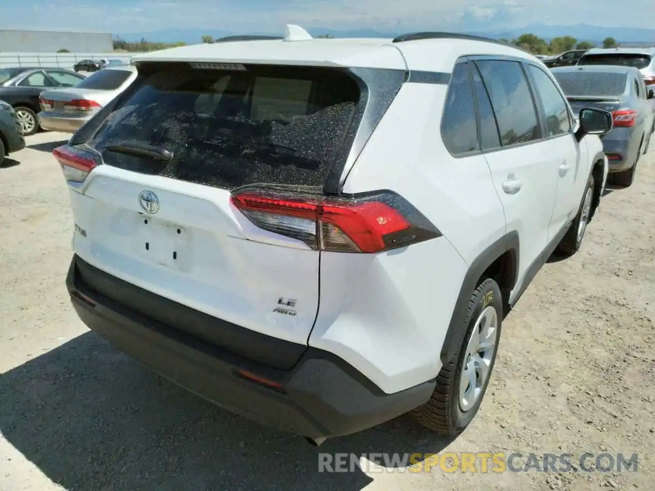 4 Photograph of a damaged car 2T3F1RFVXMW191801 TOYOTA RAV4 2021