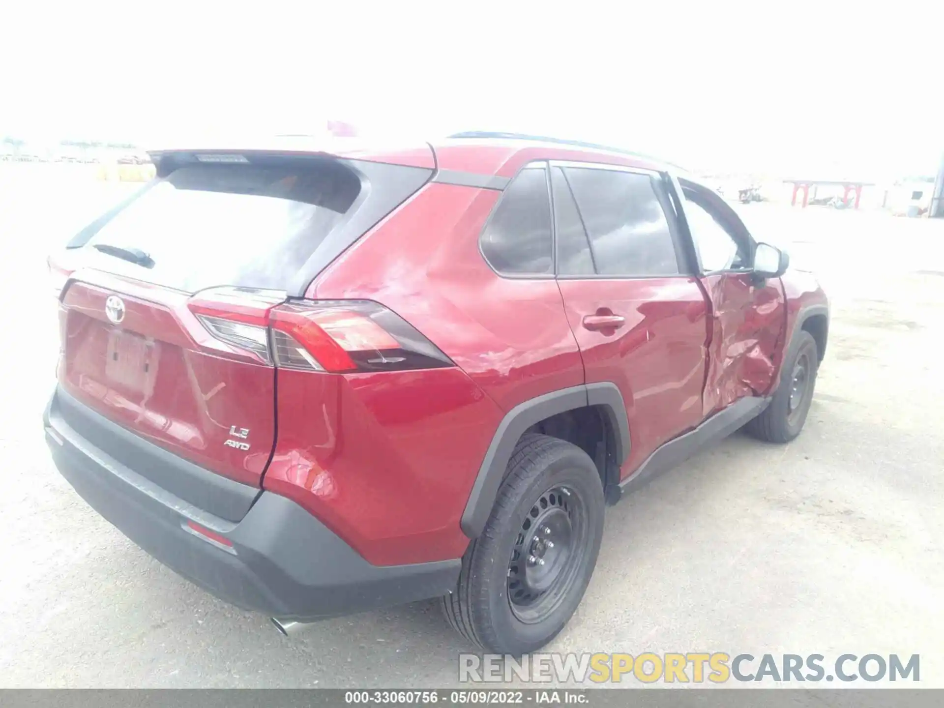 4 Photograph of a damaged car 2T3F1RFVXMW202277 TOYOTA RAV4 2021