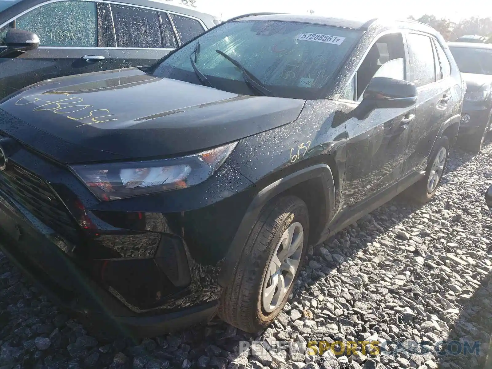 2 Photograph of a damaged car 2T3G1RFV0MC152723 TOYOTA RAV4 2021