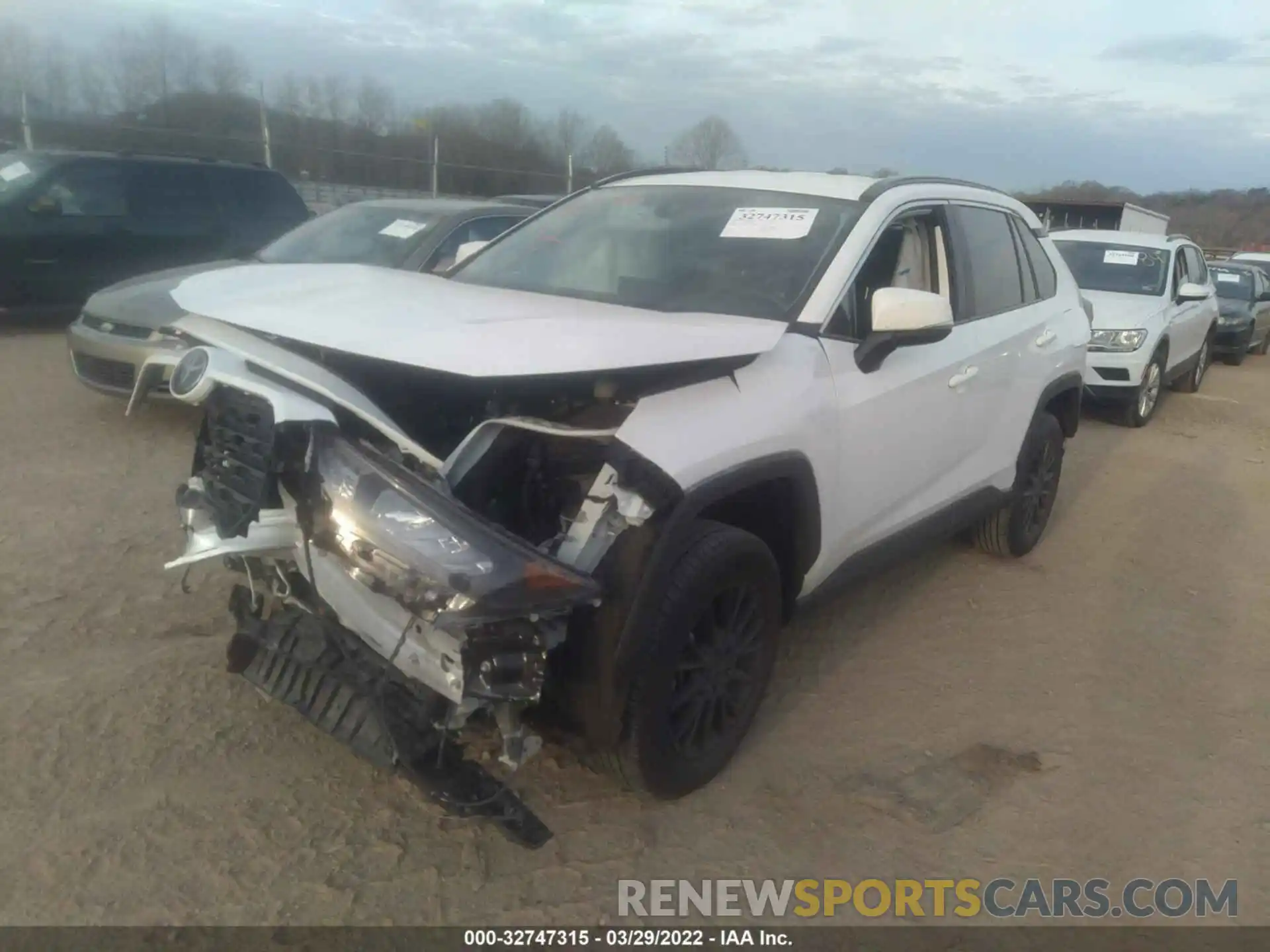 2 Photograph of a damaged car 2T3G1RFV0MC188086 TOYOTA RAV4 2021