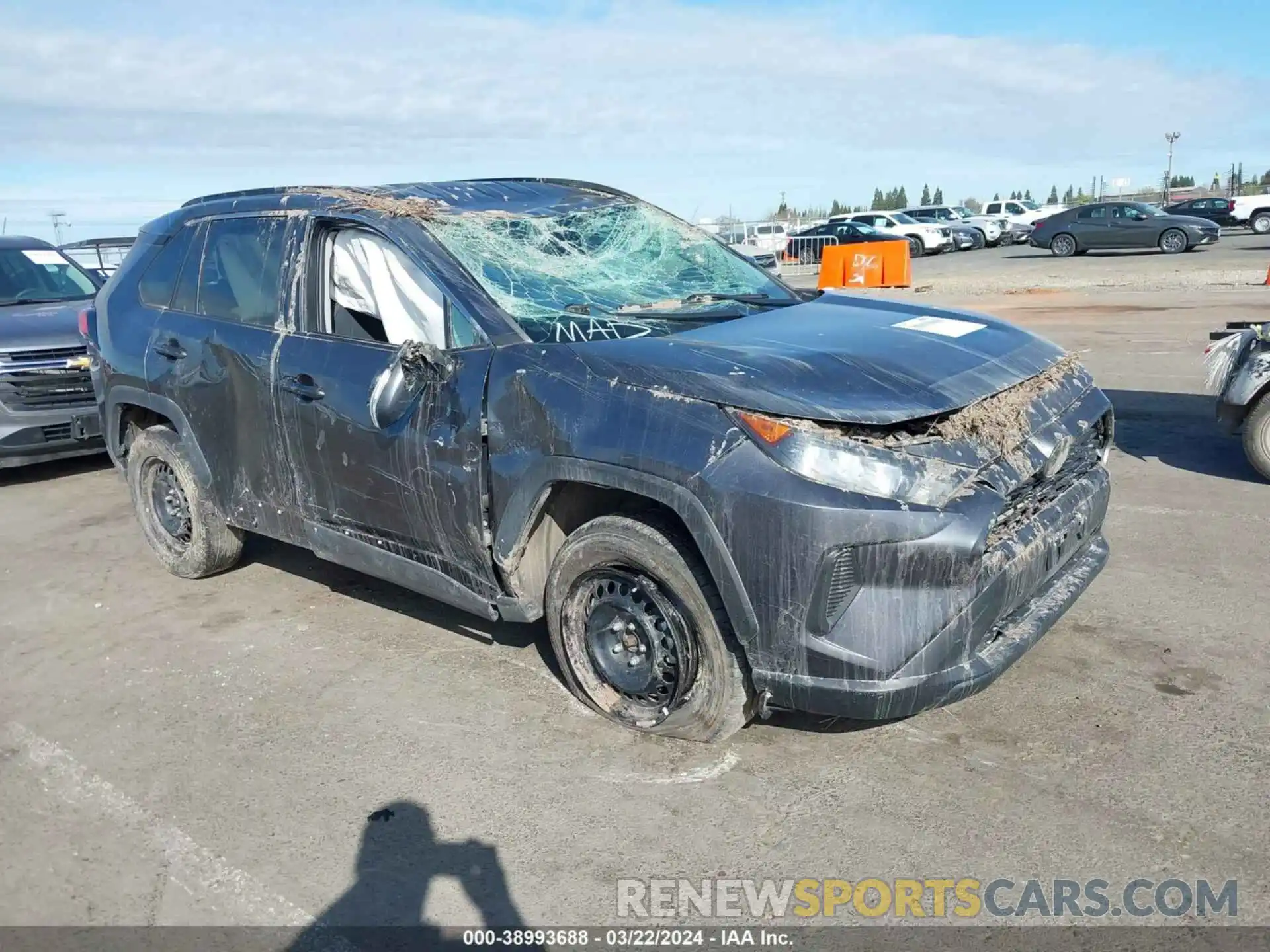 1 Photograph of a damaged car 2T3G1RFV0MC191179 TOYOTA RAV4 2021