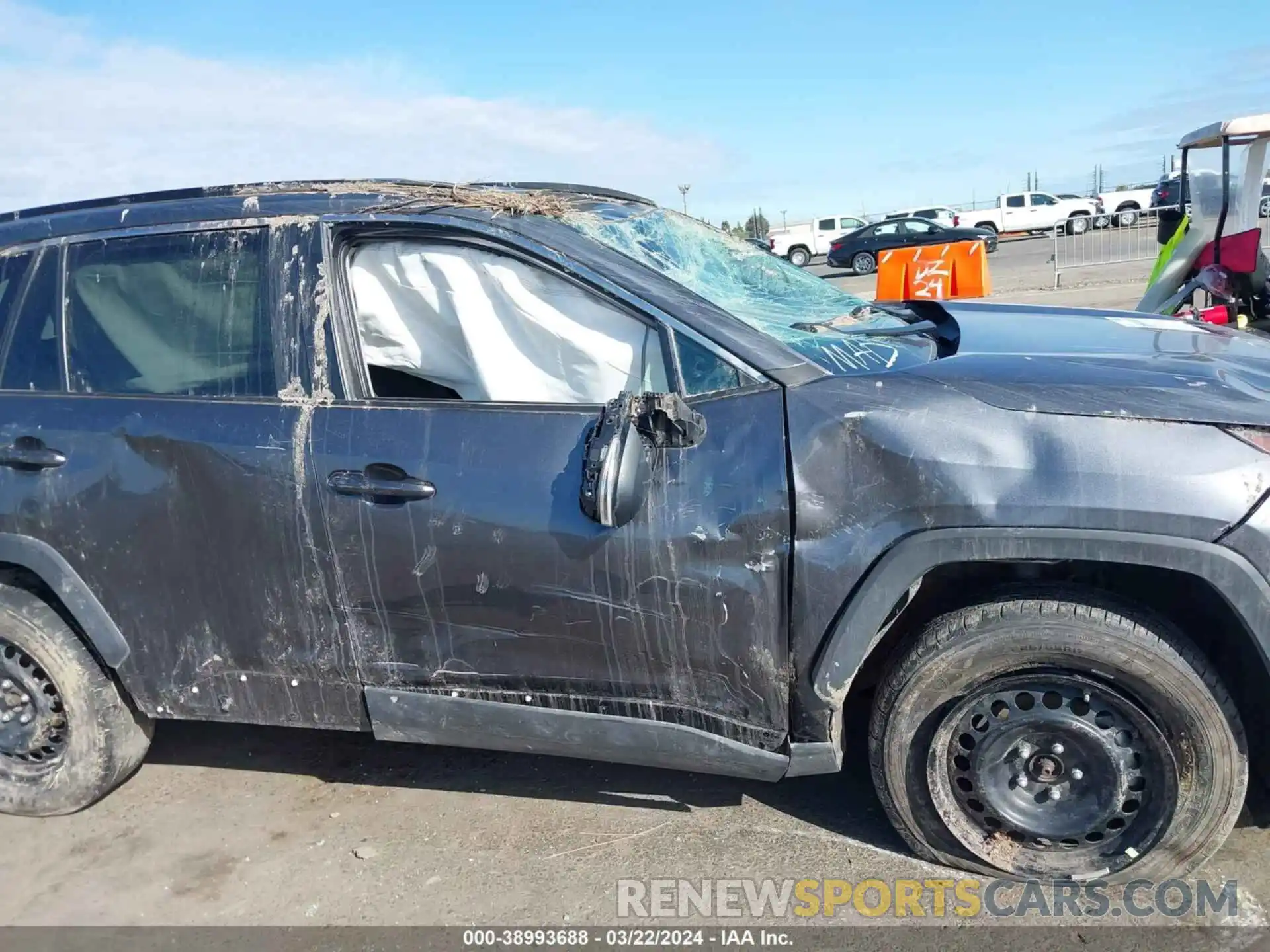 13 Photograph of a damaged car 2T3G1RFV0MC191179 TOYOTA RAV4 2021