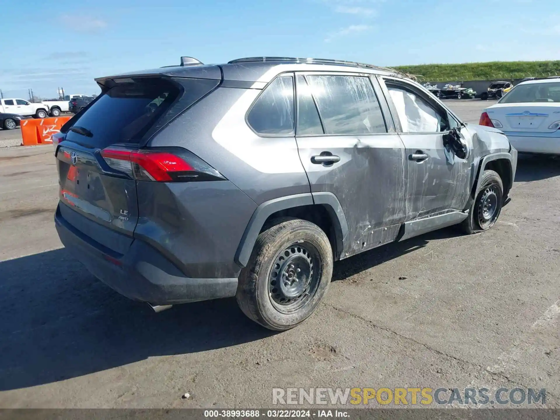 4 Photograph of a damaged car 2T3G1RFV0MC191179 TOYOTA RAV4 2021