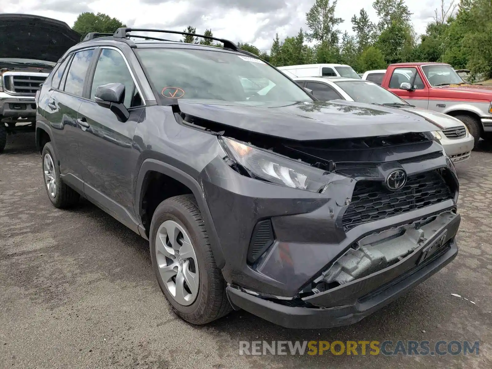 1 Photograph of a damaged car 2T3G1RFV0MW147696 TOYOTA RAV4 2021