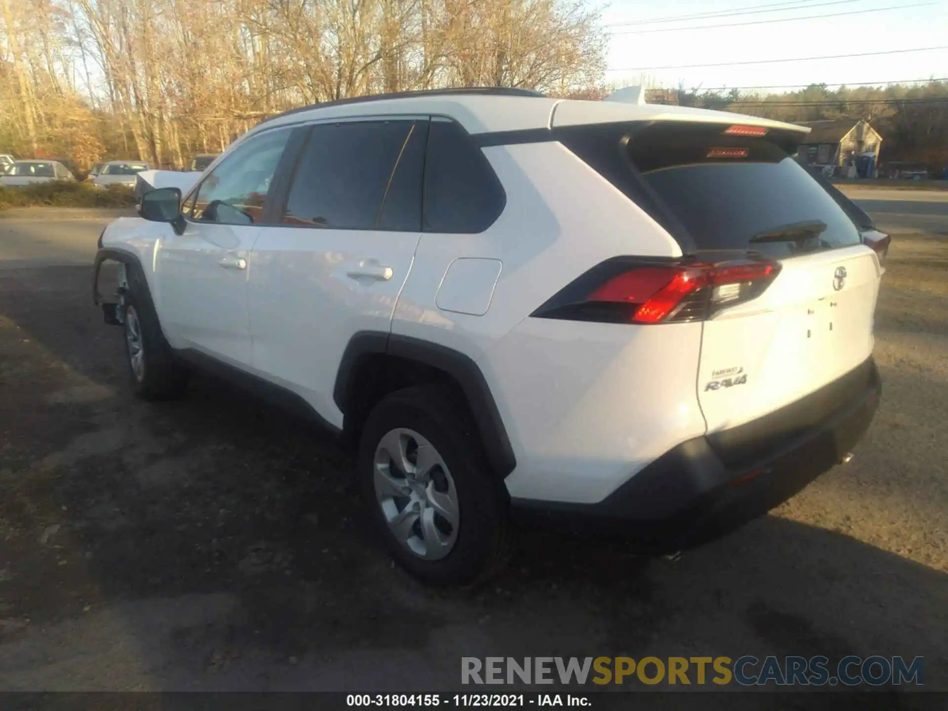 3 Photograph of a damaged car 2T3G1RFV0MW229685 TOYOTA RAV4 2021