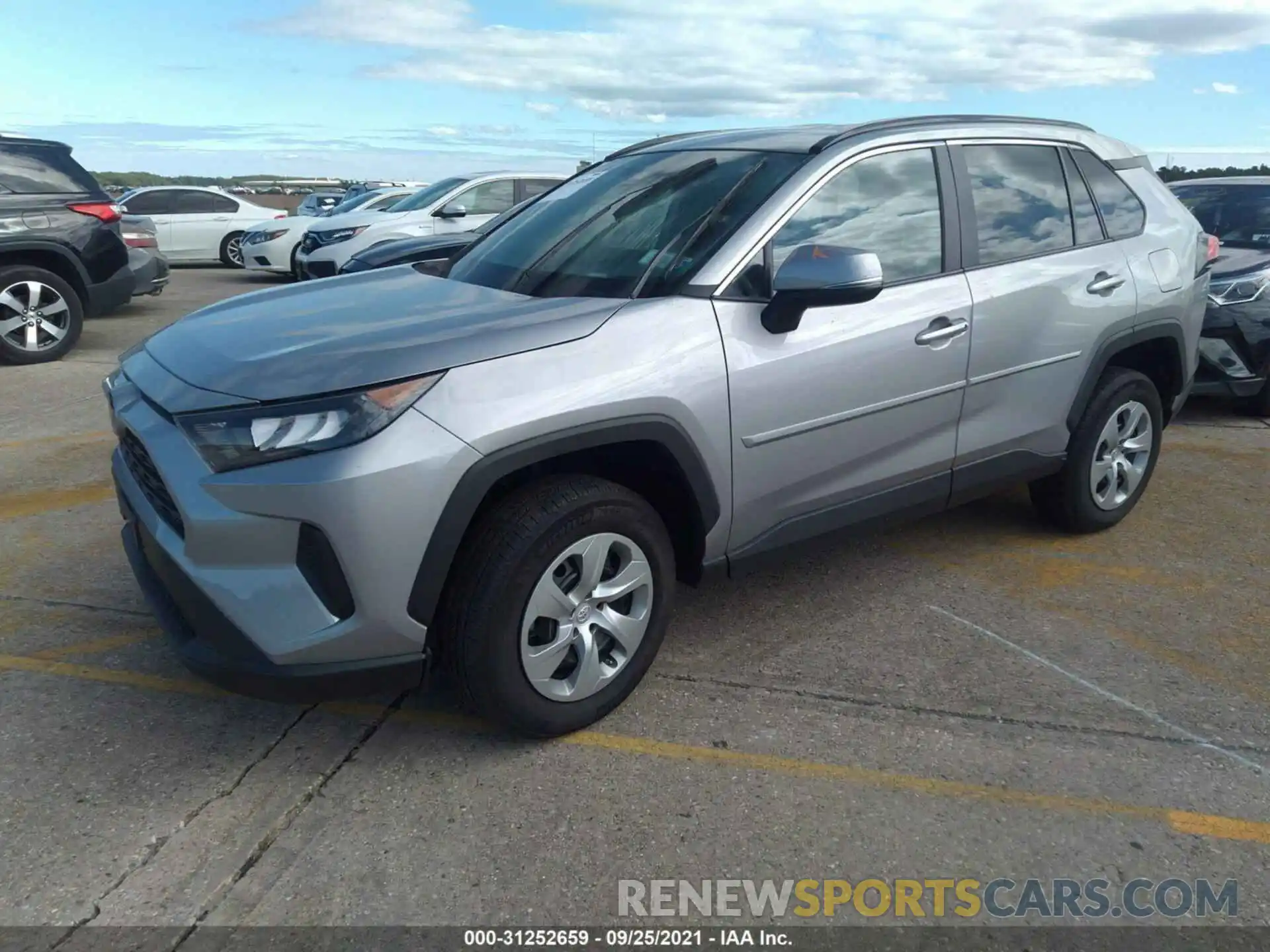 2 Photograph of a damaged car 2T3G1RFV1MC164718 TOYOTA RAV4 2021