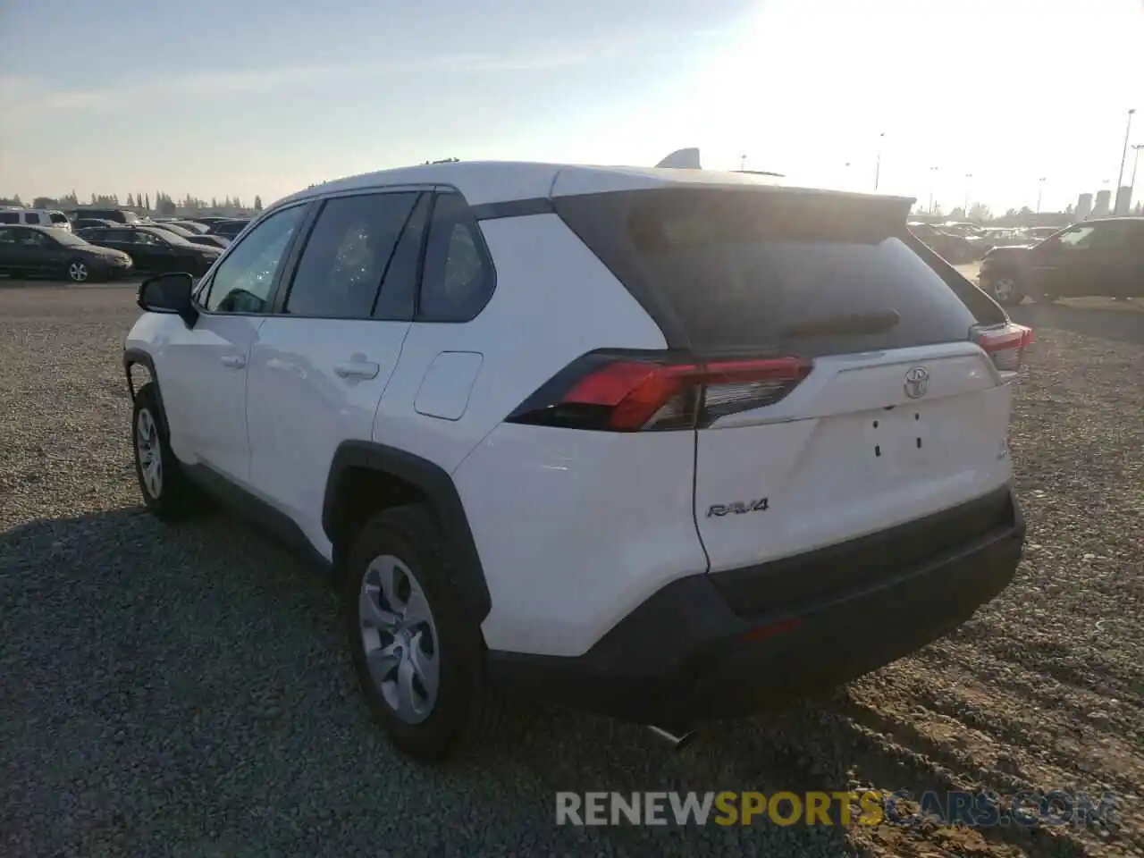 3 Photograph of a damaged car 2T3G1RFV1MC179171 TOYOTA RAV4 2021