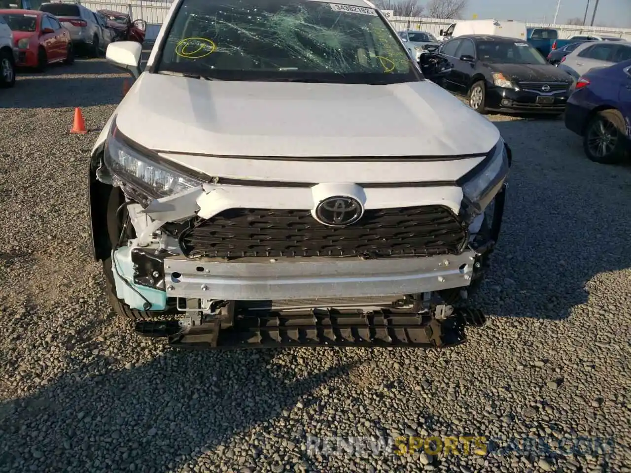 9 Photograph of a damaged car 2T3G1RFV1MC179171 TOYOTA RAV4 2021