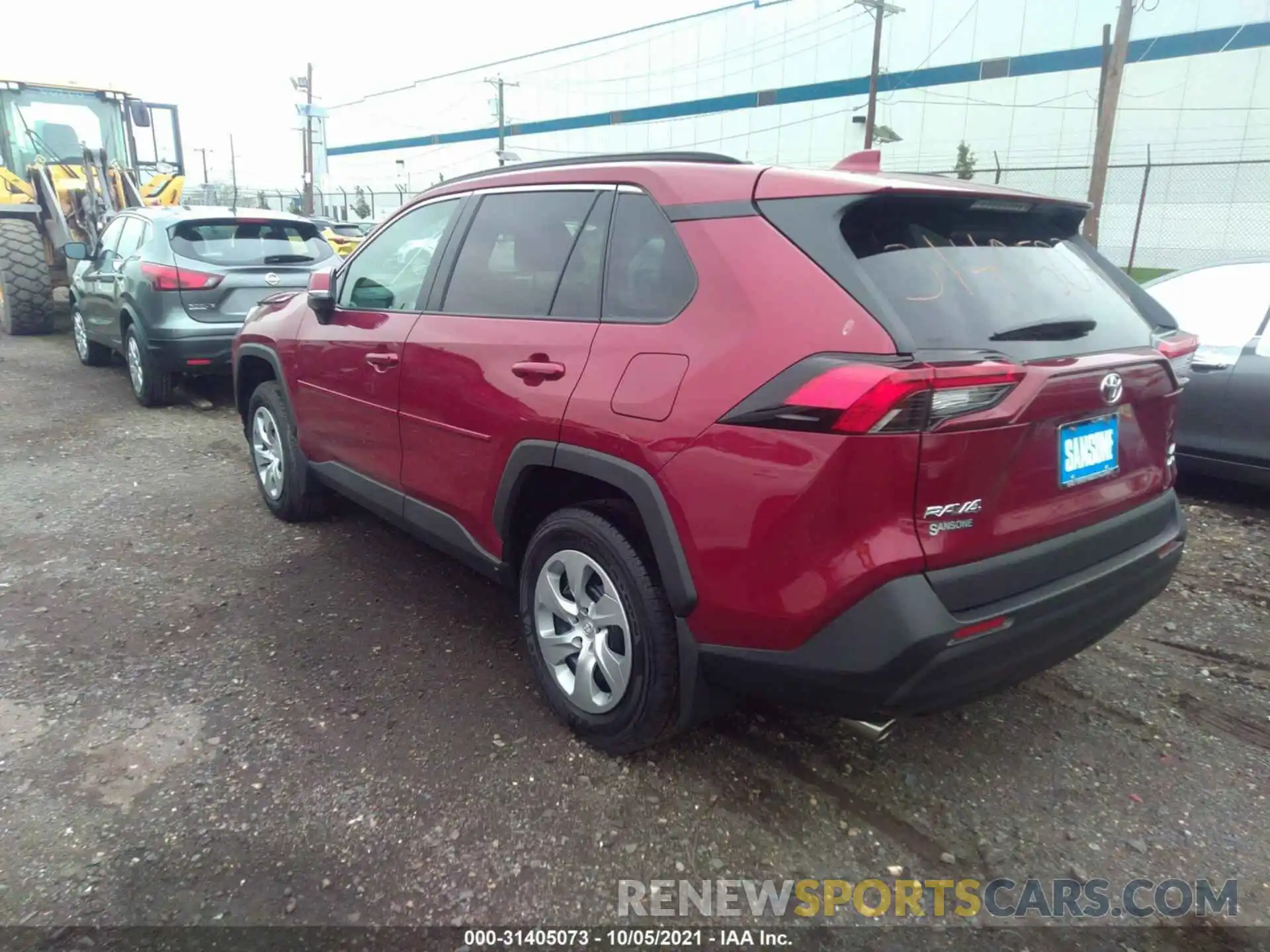 3 Фотография поврежденного автомобиля 2T3G1RFV1MW228304 TOYOTA RAV4 2021