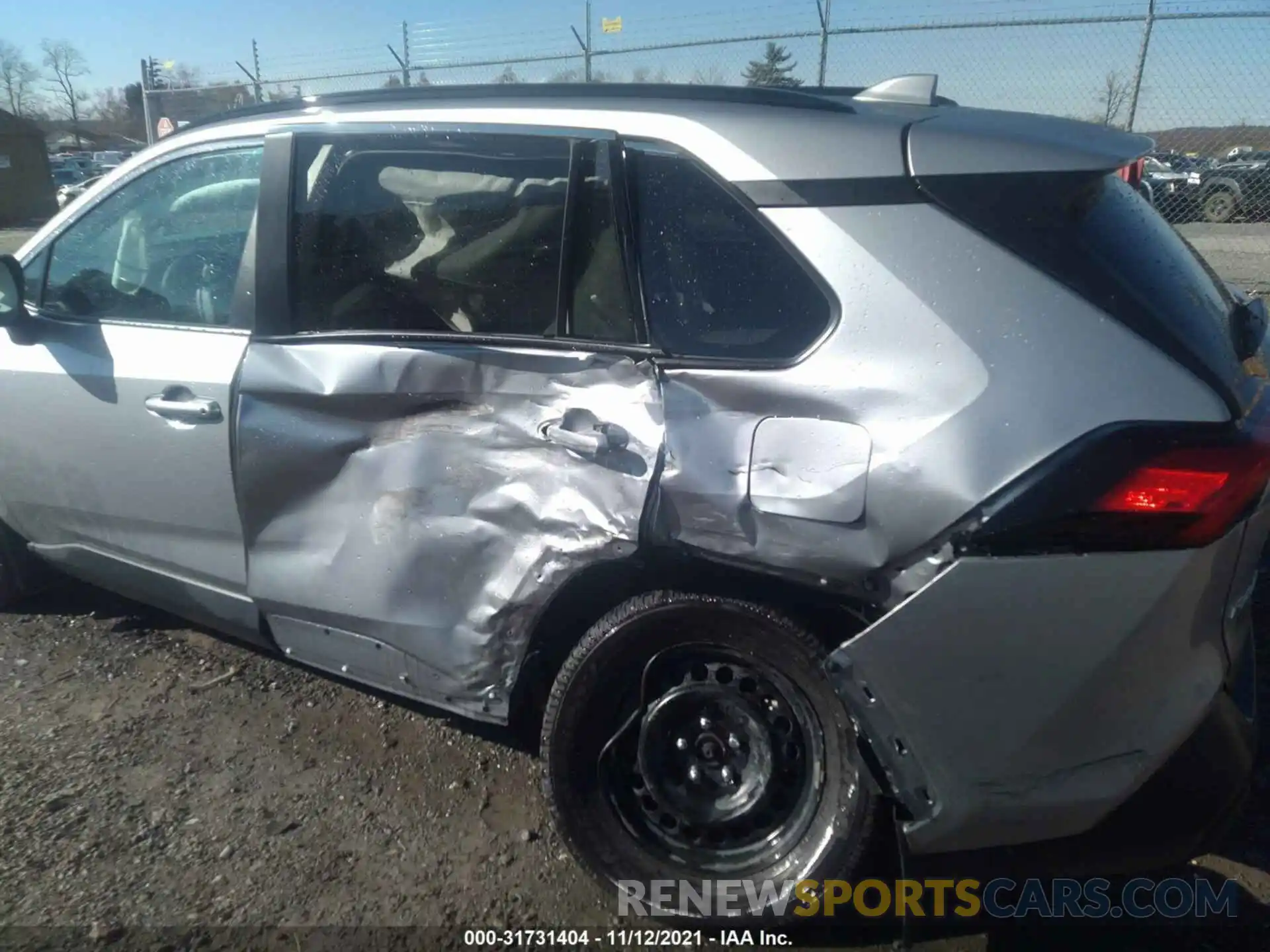 6 Photograph of a damaged car 2T3G1RFV2MC141738 TOYOTA RAV4 2021