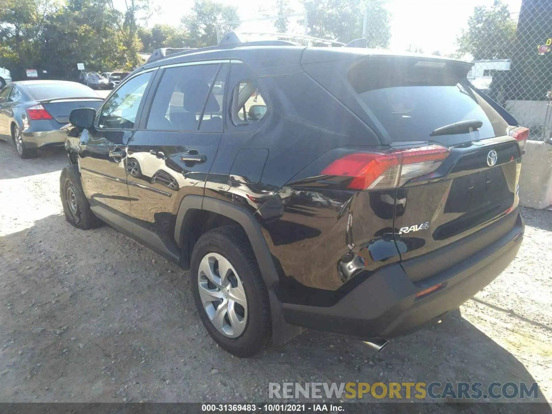 3 Photograph of a damaged car 2T3G1RFV2MC190941 TOYOTA RAV4 2021