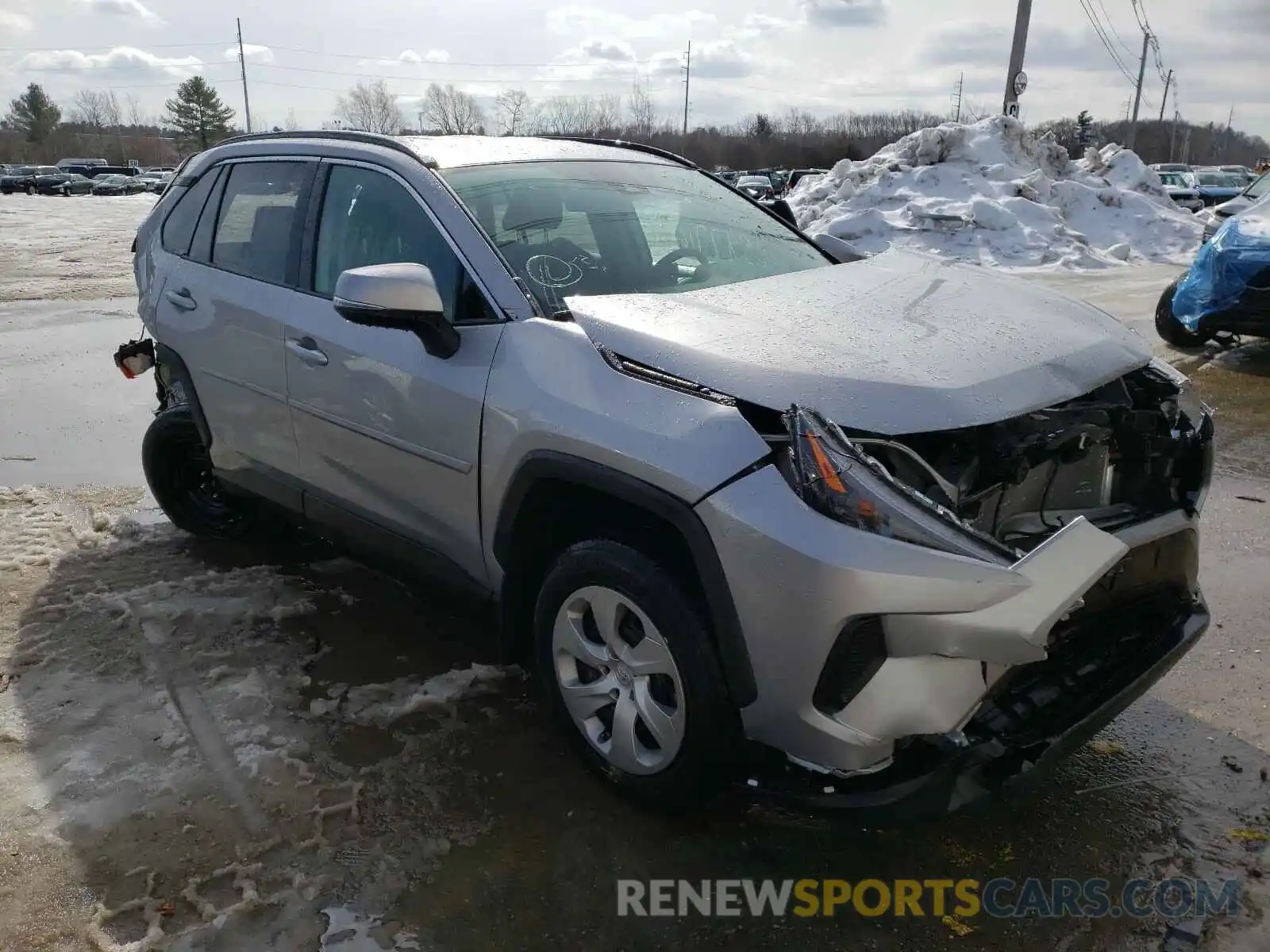 1 Photograph of a damaged car 2T3G1RFV2MW154990 TOYOTA RAV4 2021