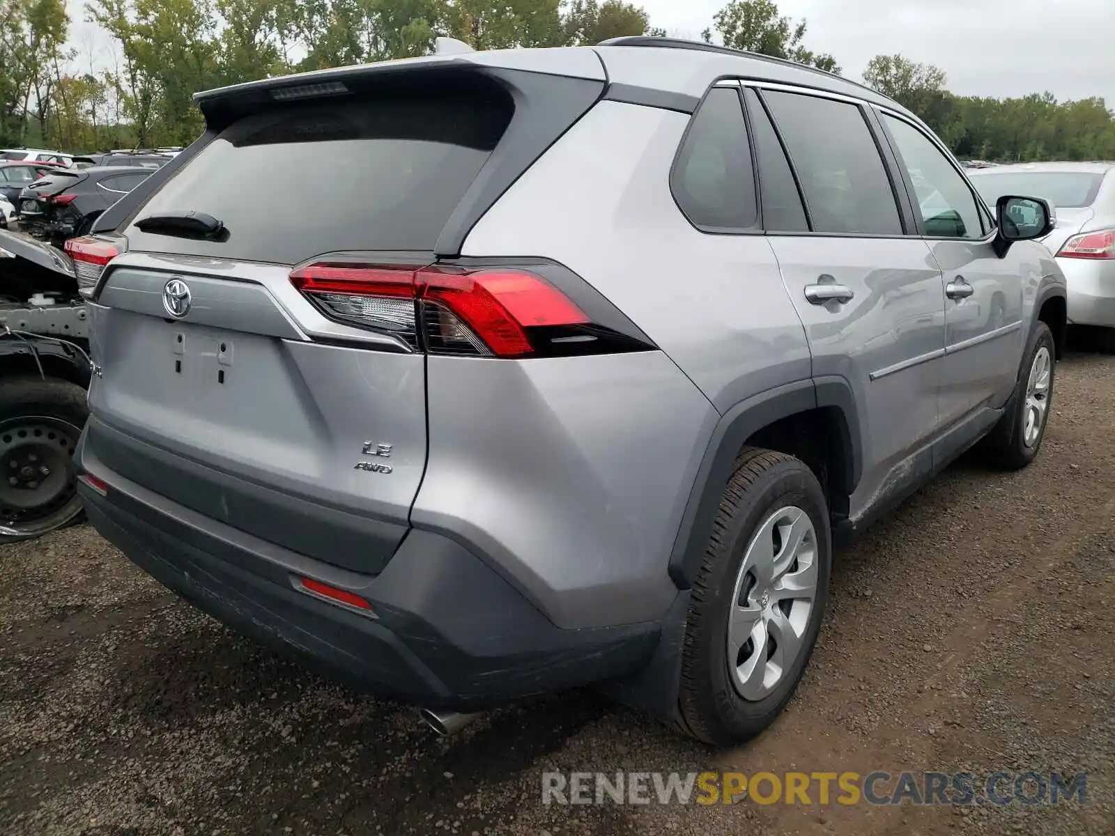 4 Photograph of a damaged car 2T3G1RFV3MC167104 TOYOTA RAV4 2021