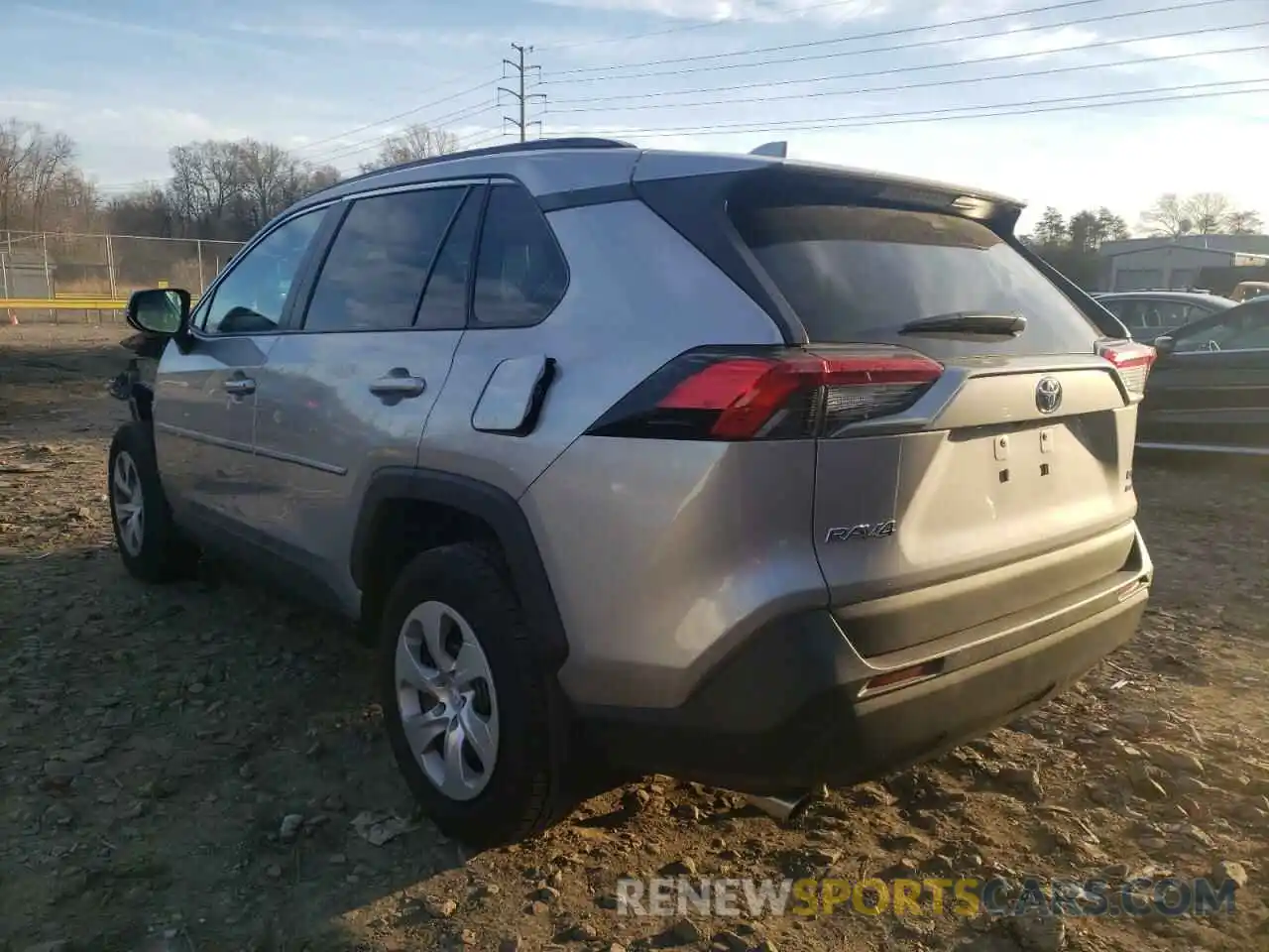 3 Фотография поврежденного автомобиля 2T3G1RFV3MC186588 TOYOTA RAV4 2021