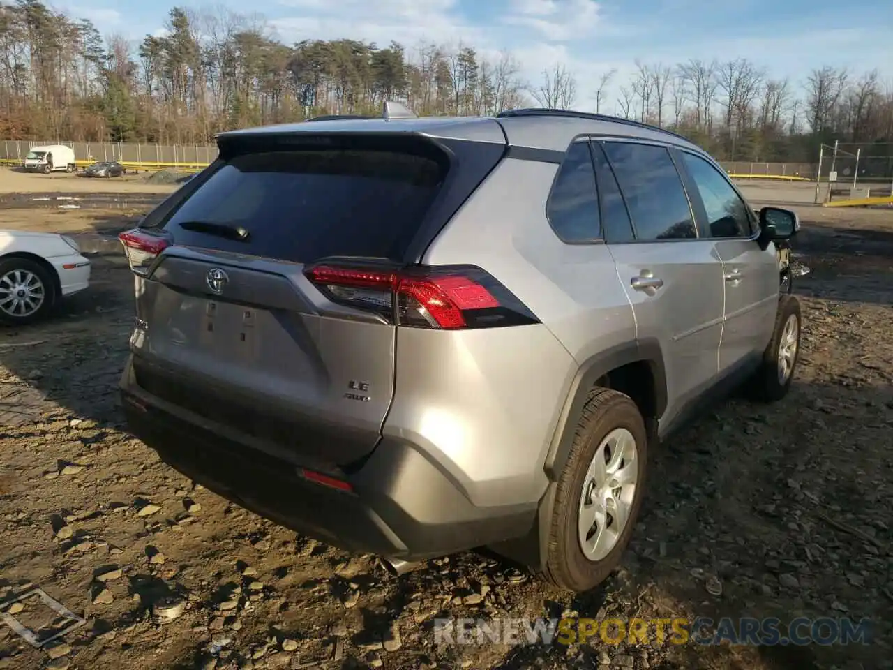 4 Photograph of a damaged car 2T3G1RFV3MC186588 TOYOTA RAV4 2021