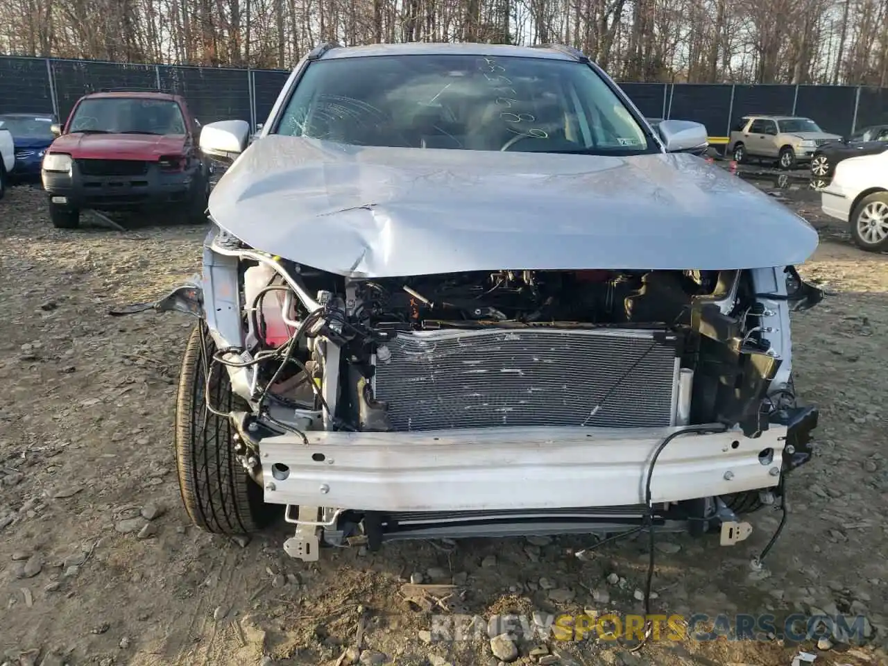 9 Photograph of a damaged car 2T3G1RFV3MC186588 TOYOTA RAV4 2021