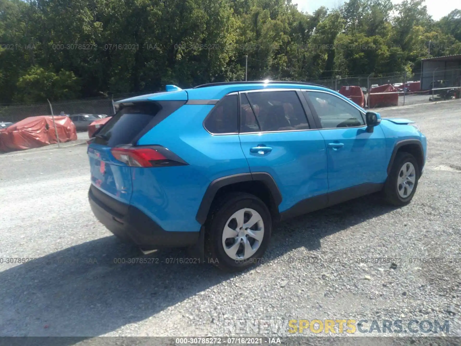 4 Photograph of a damaged car 2T3G1RFV3MW192552 TOYOTA RAV4 2021