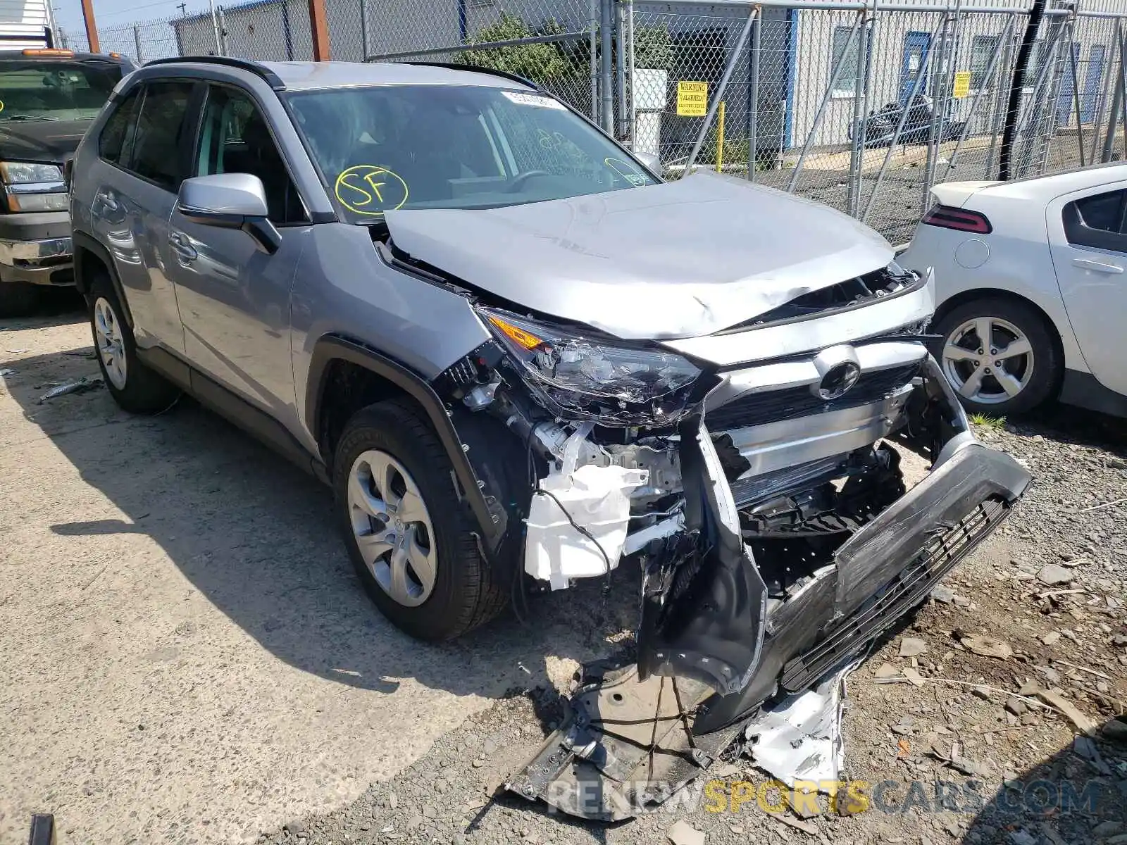 1 Photograph of a damaged car 2T3G1RFV3MW219247 TOYOTA RAV4 2021