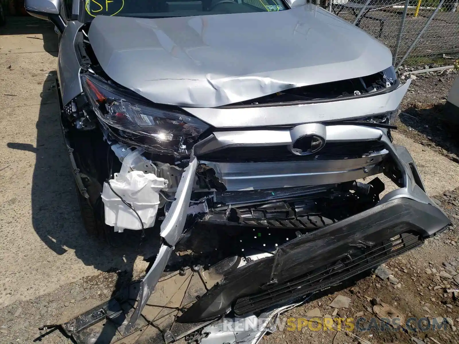 9 Photograph of a damaged car 2T3G1RFV3MW219247 TOYOTA RAV4 2021