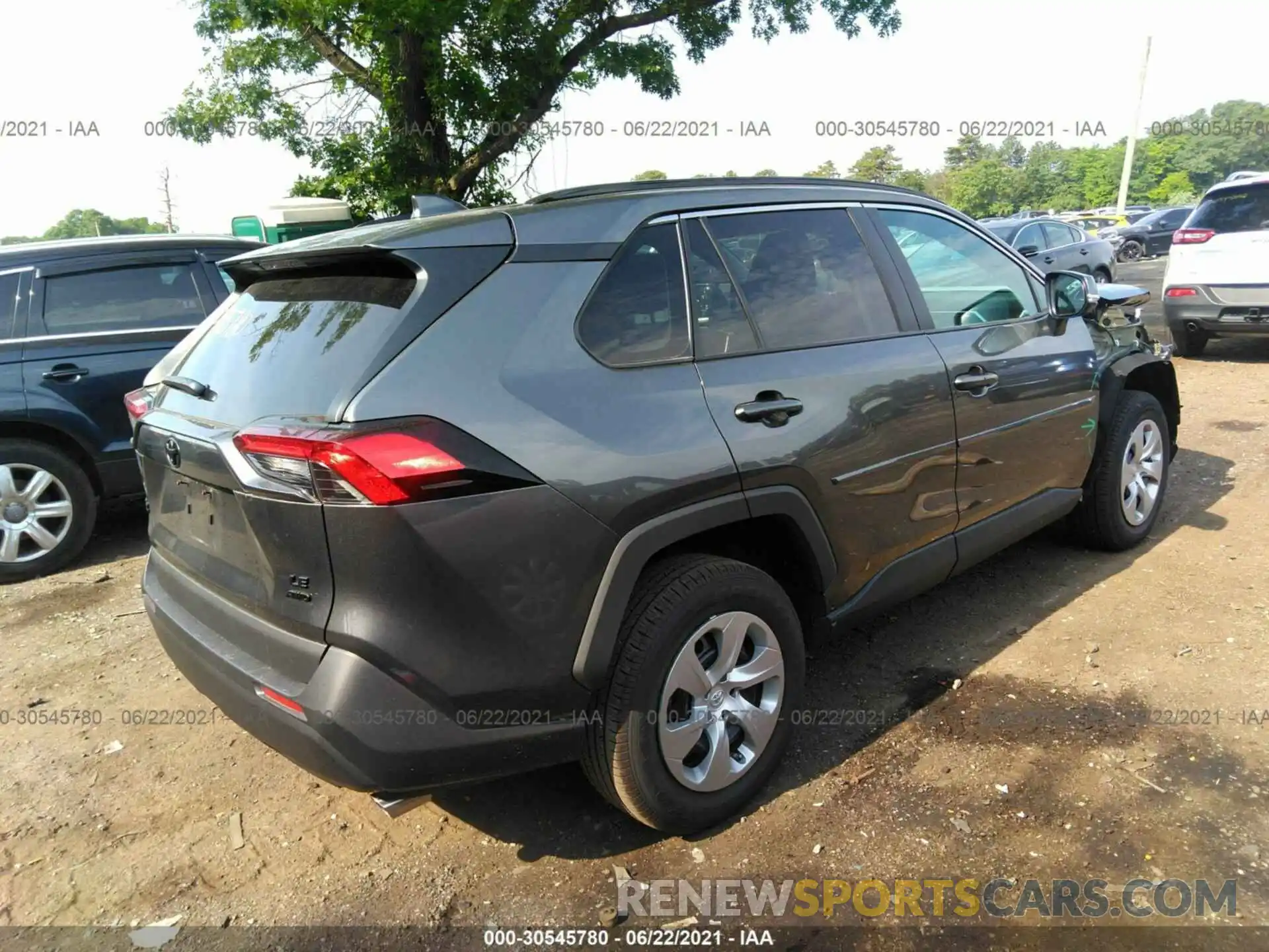 4 Photograph of a damaged car 2T3G1RFV4MC144141 TOYOTA RAV4 2021