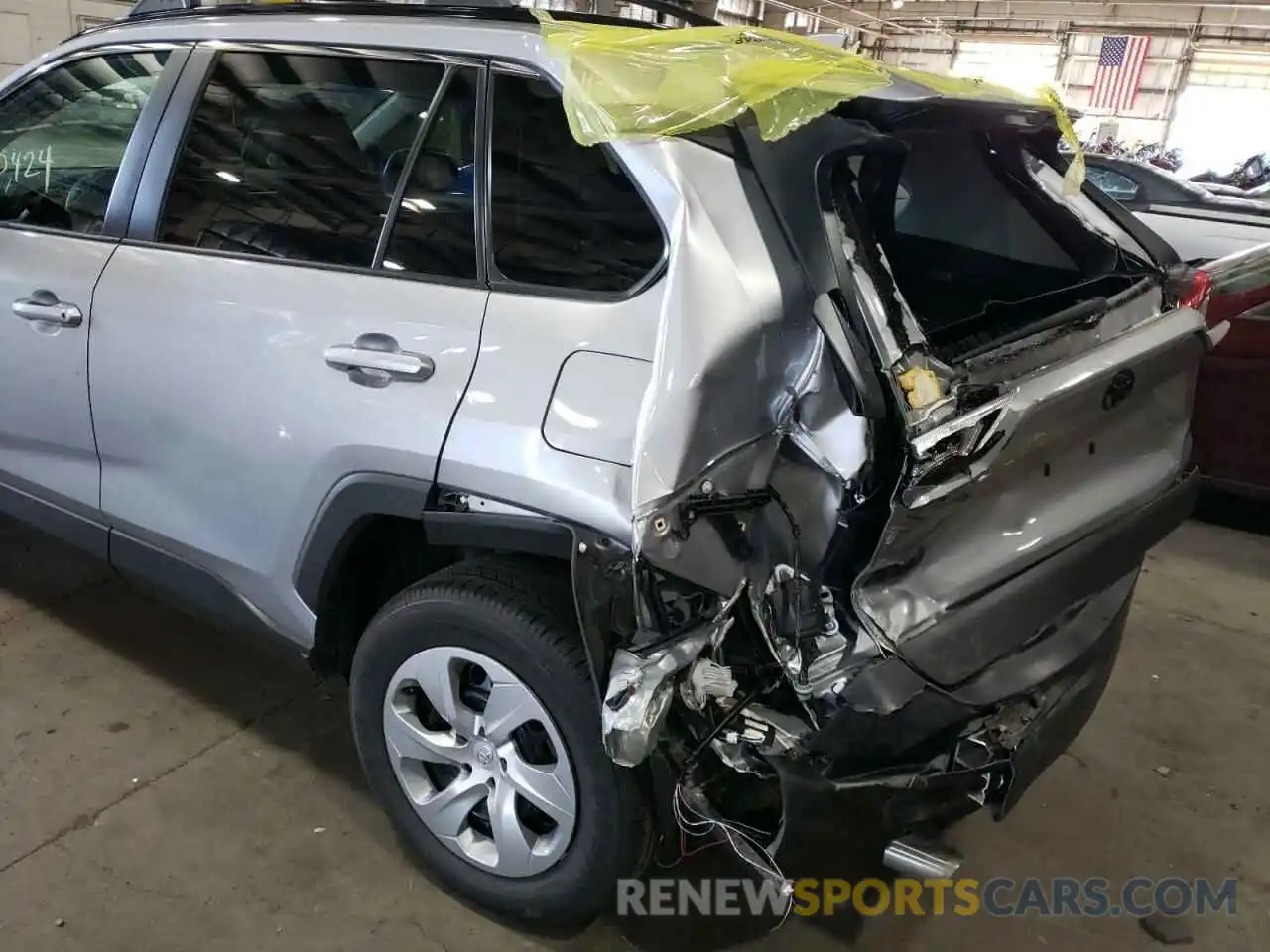 9 Photograph of a damaged car 2T3G1RFV4MC212504 TOYOTA RAV4 2021