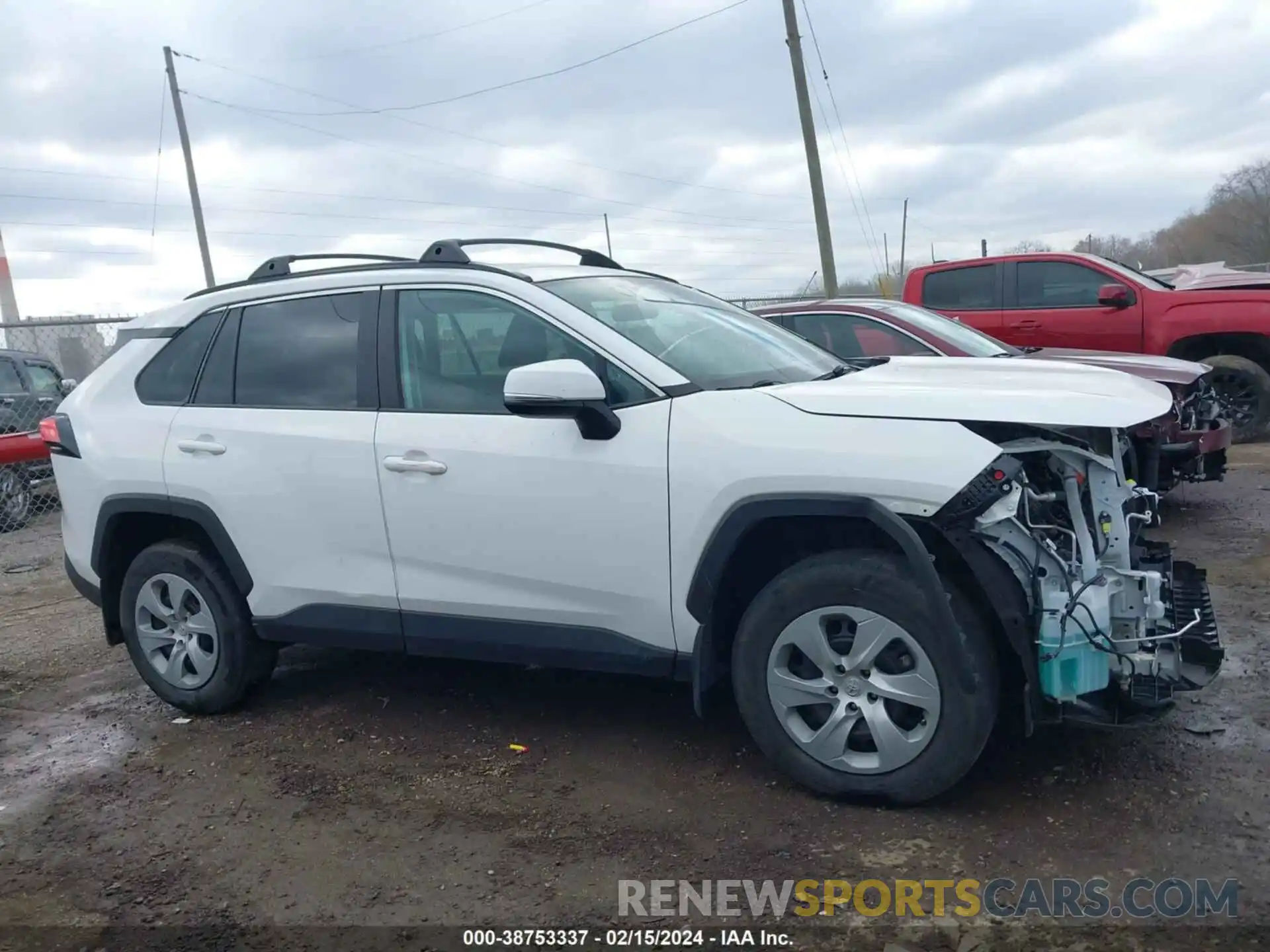 13 Photograph of a damaged car 2T3G1RFV4MC235166 TOYOTA RAV4 2021