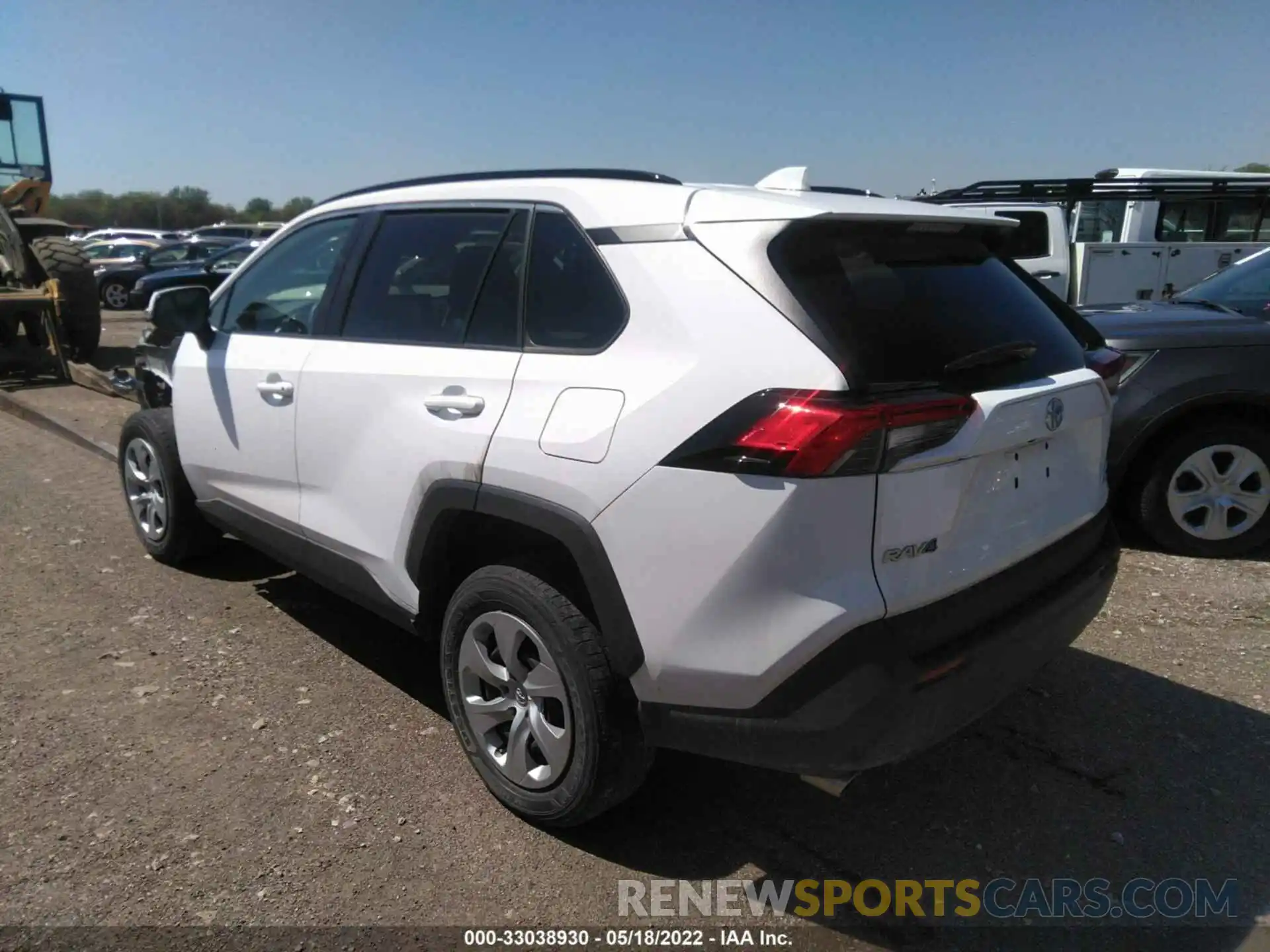 3 Photograph of a damaged car 2T3G1RFV4MW163819 TOYOTA RAV4 2021