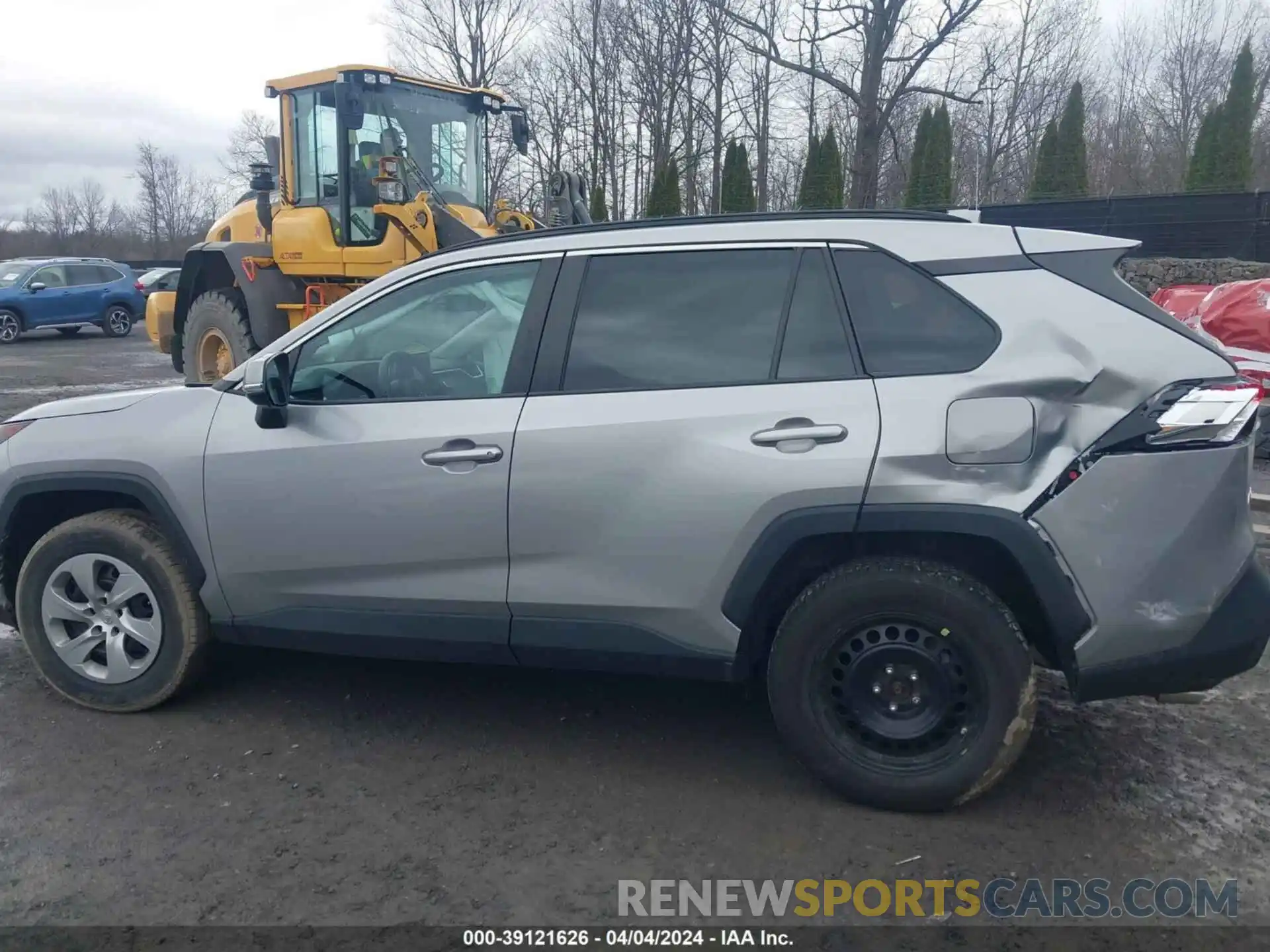 14 Photograph of a damaged car 2T3G1RFV5MC176967 TOYOTA RAV4 2021