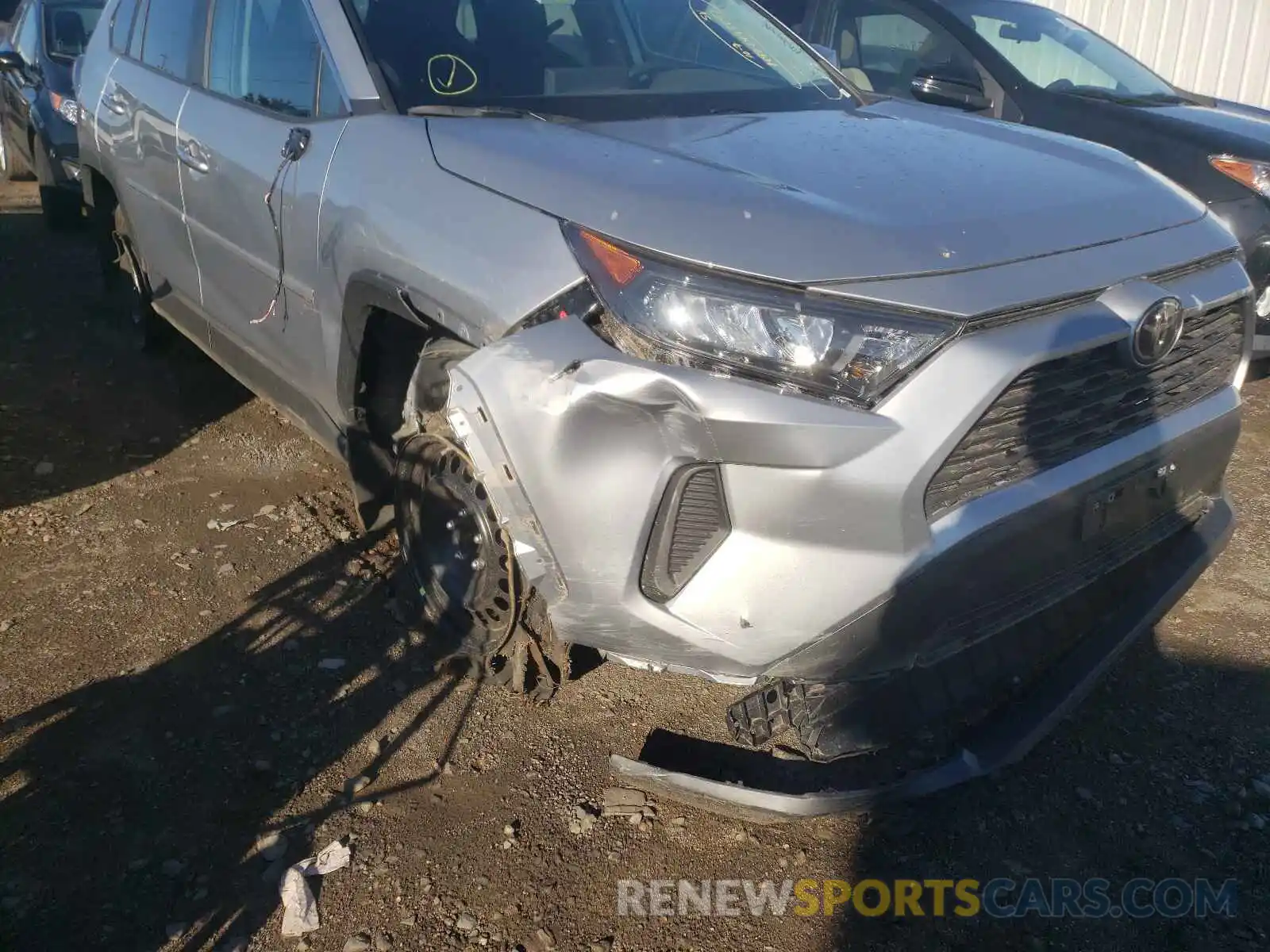 9 Photograph of a damaged car 2T3G1RFV5MC176998 TOYOTA RAV4 2021