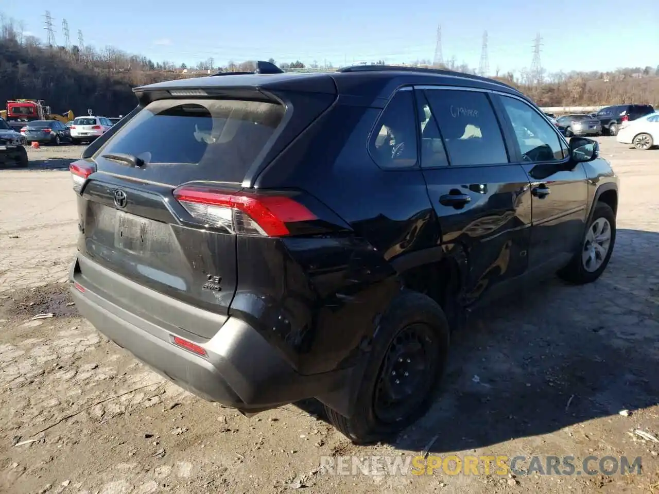 4 Photograph of a damaged car 2T3G1RFV5MC185376 TOYOTA RAV4 2021