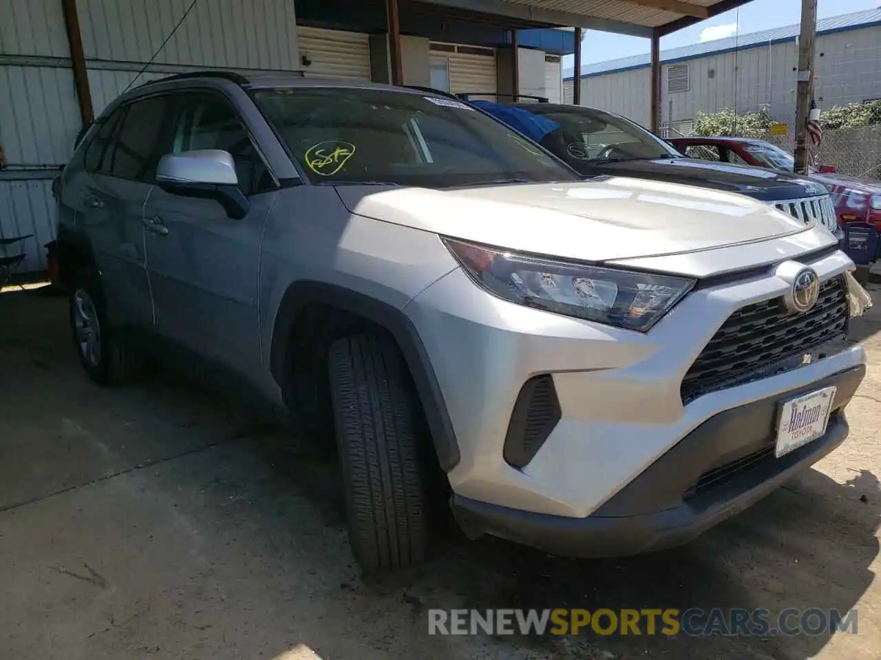 1 Photograph of a damaged car 2T3G1RFV5MC222958 TOYOTA RAV4 2021